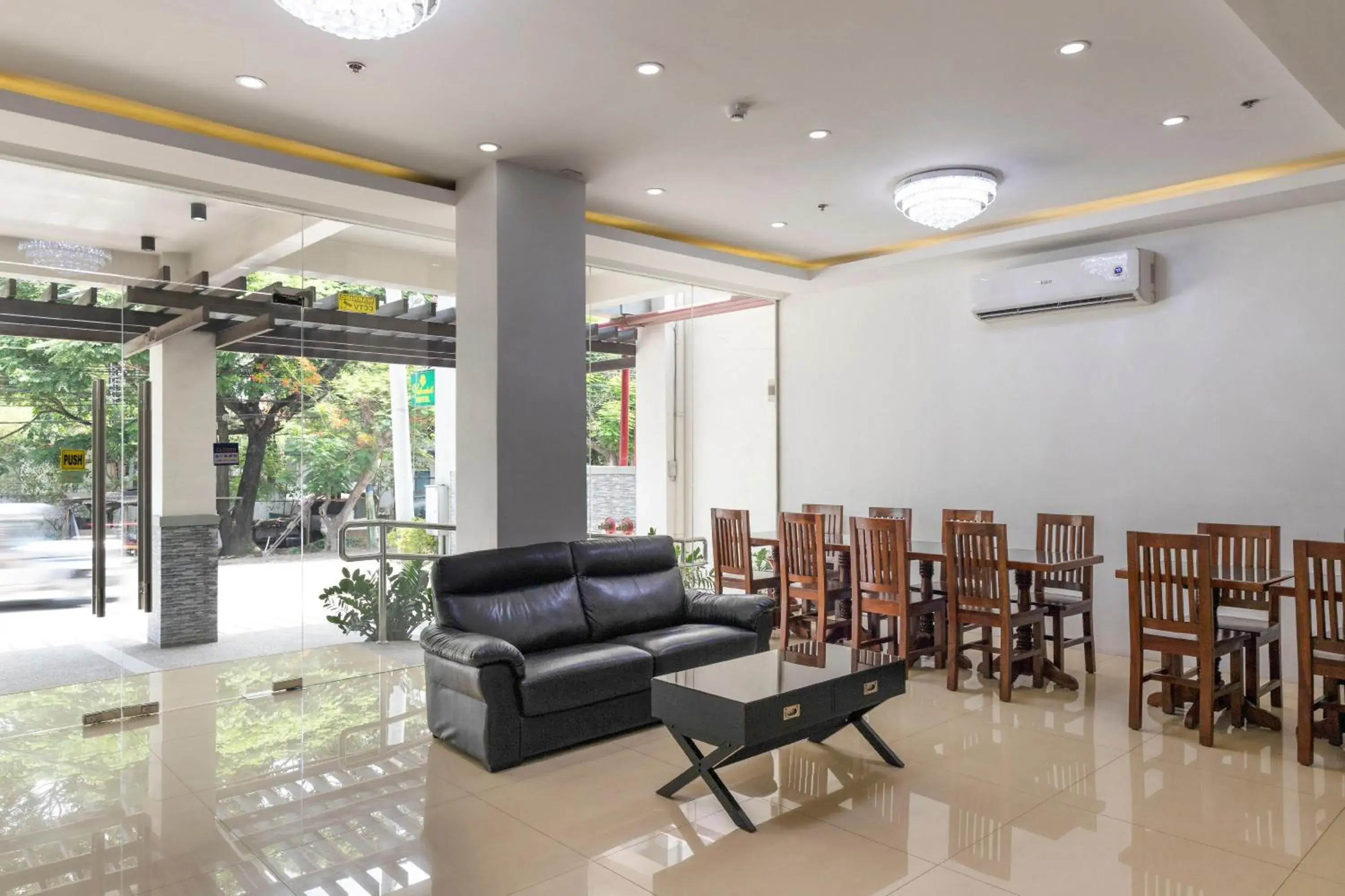 Lobby or reception in Yellowbell Hotel Lobby or reception in Yellowbell Hotel