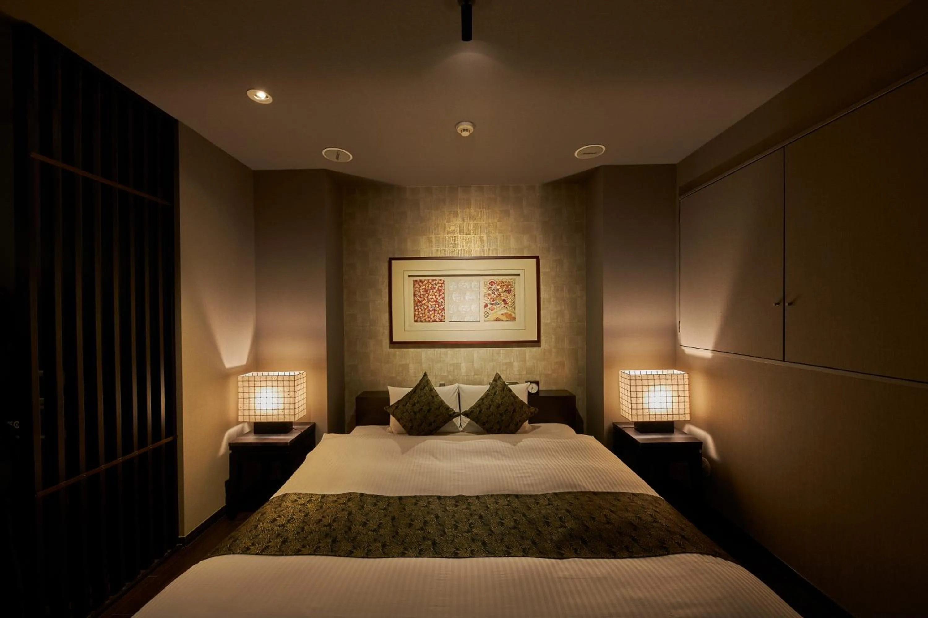 Bed in SAKE Kura Hotel 川崎宿