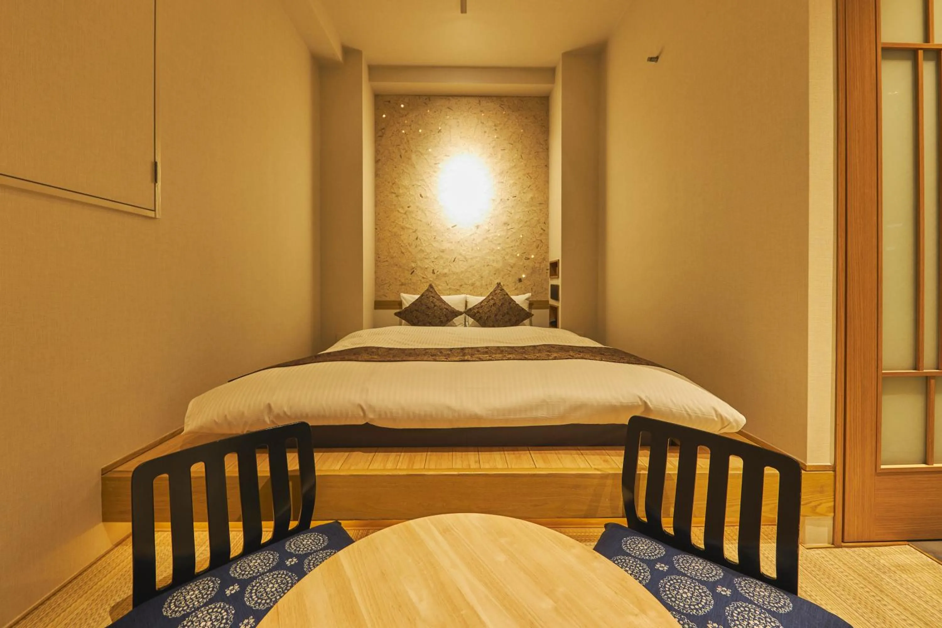 Bed in SAKE Kura Hotel 川崎宿
