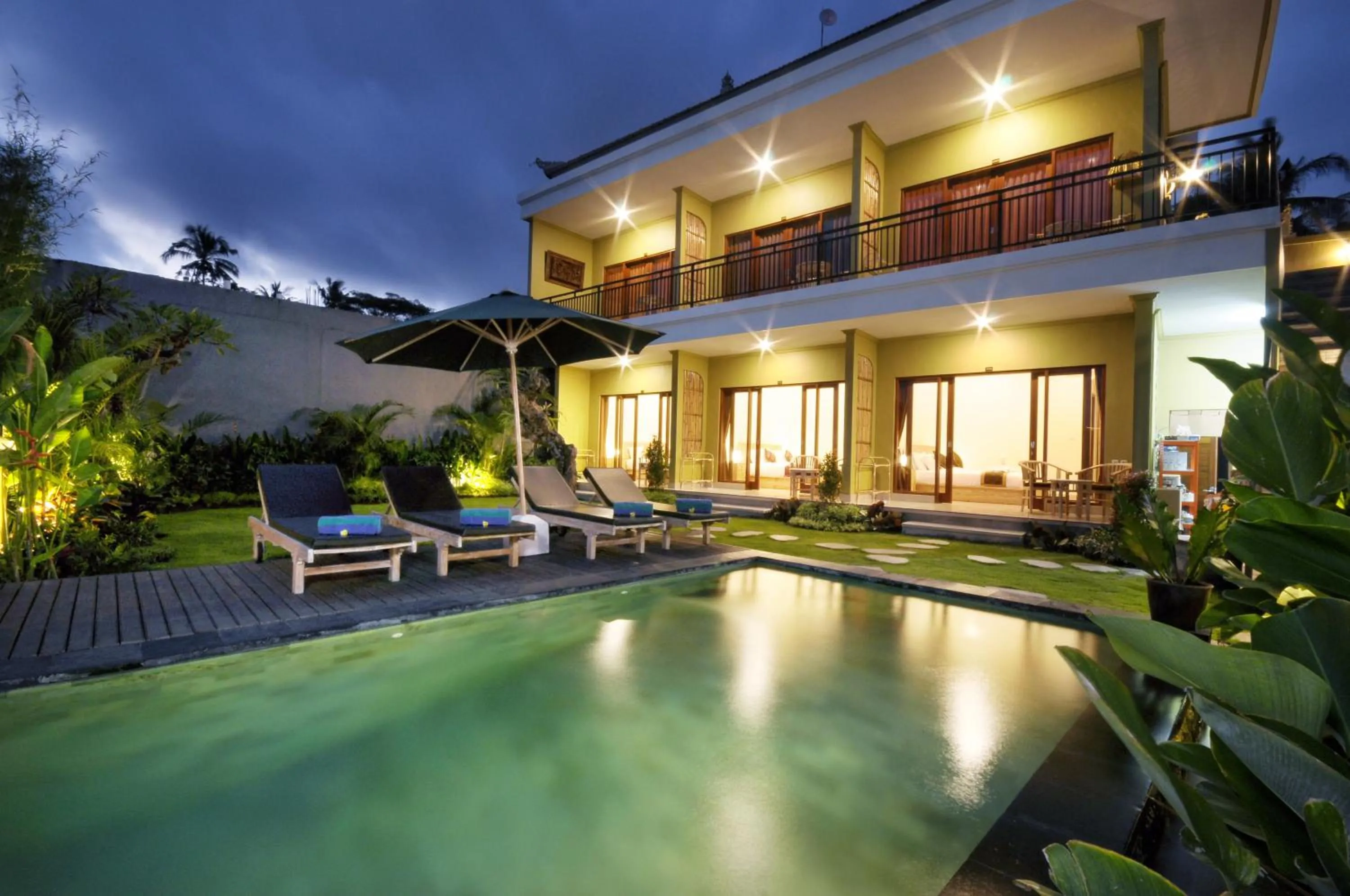 Property building in Jegeg Mas