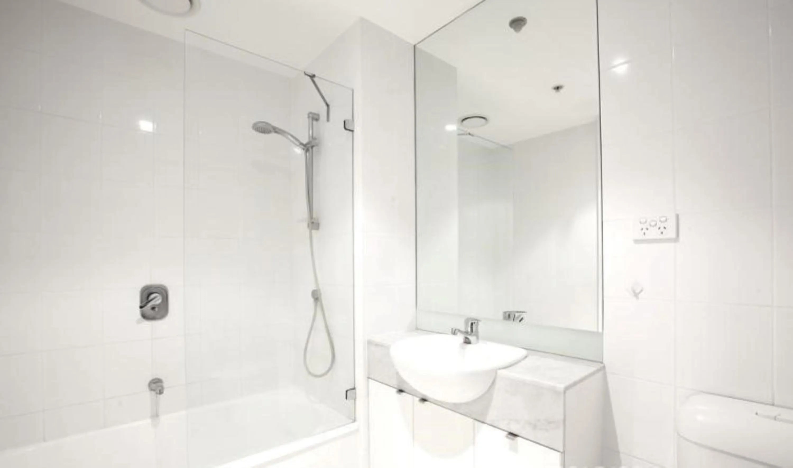 ReadySet Apartments at City Tower