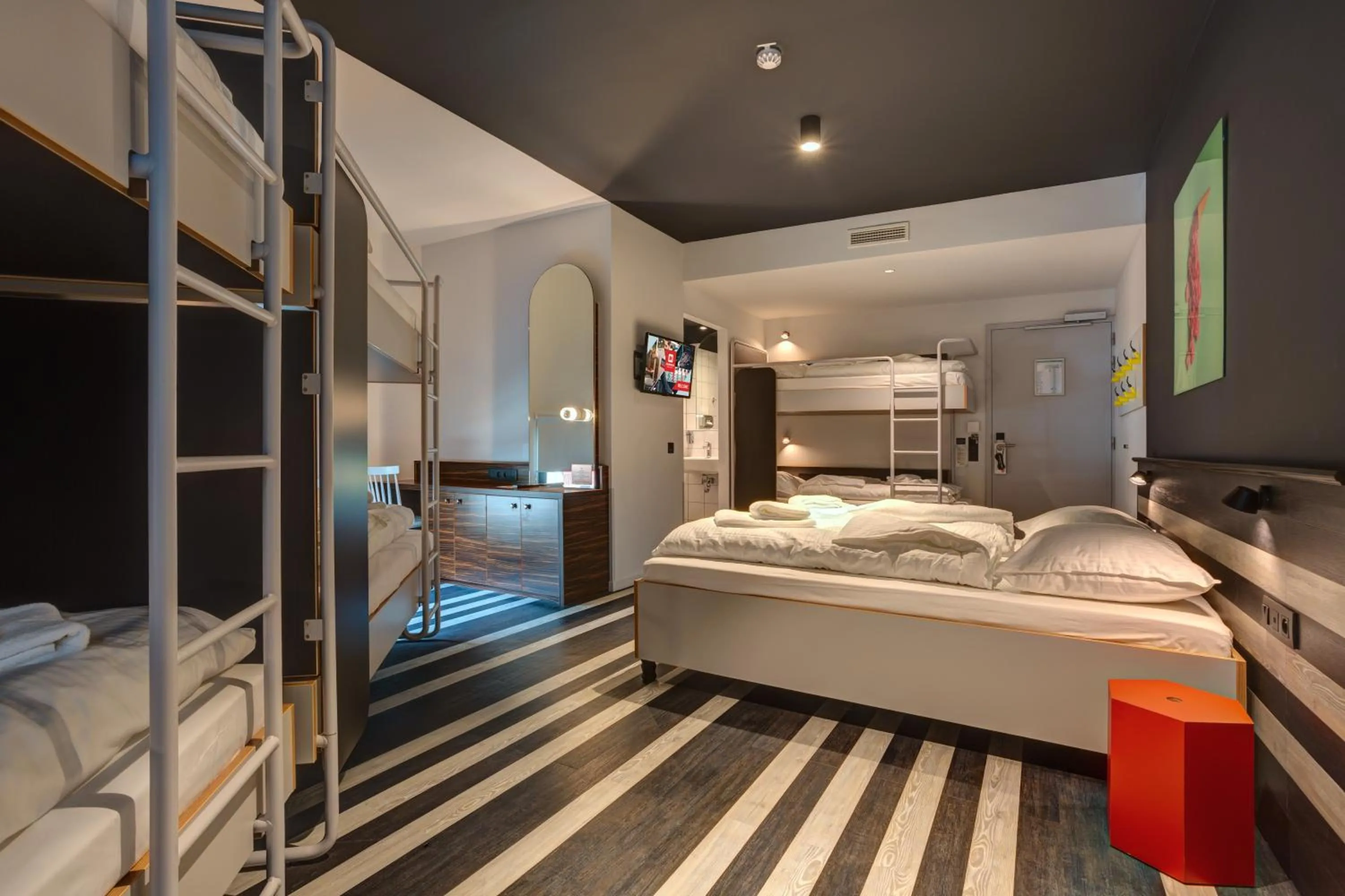 MEININGER Hotel Bruxelles Gare du Midi