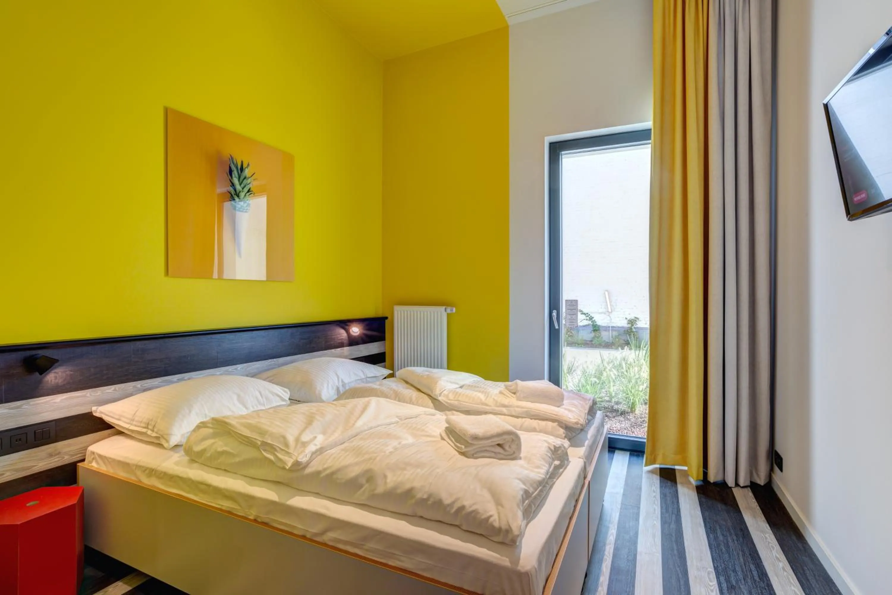 Single Room in MEININGER Hotel Bruxelles Gare du Midi