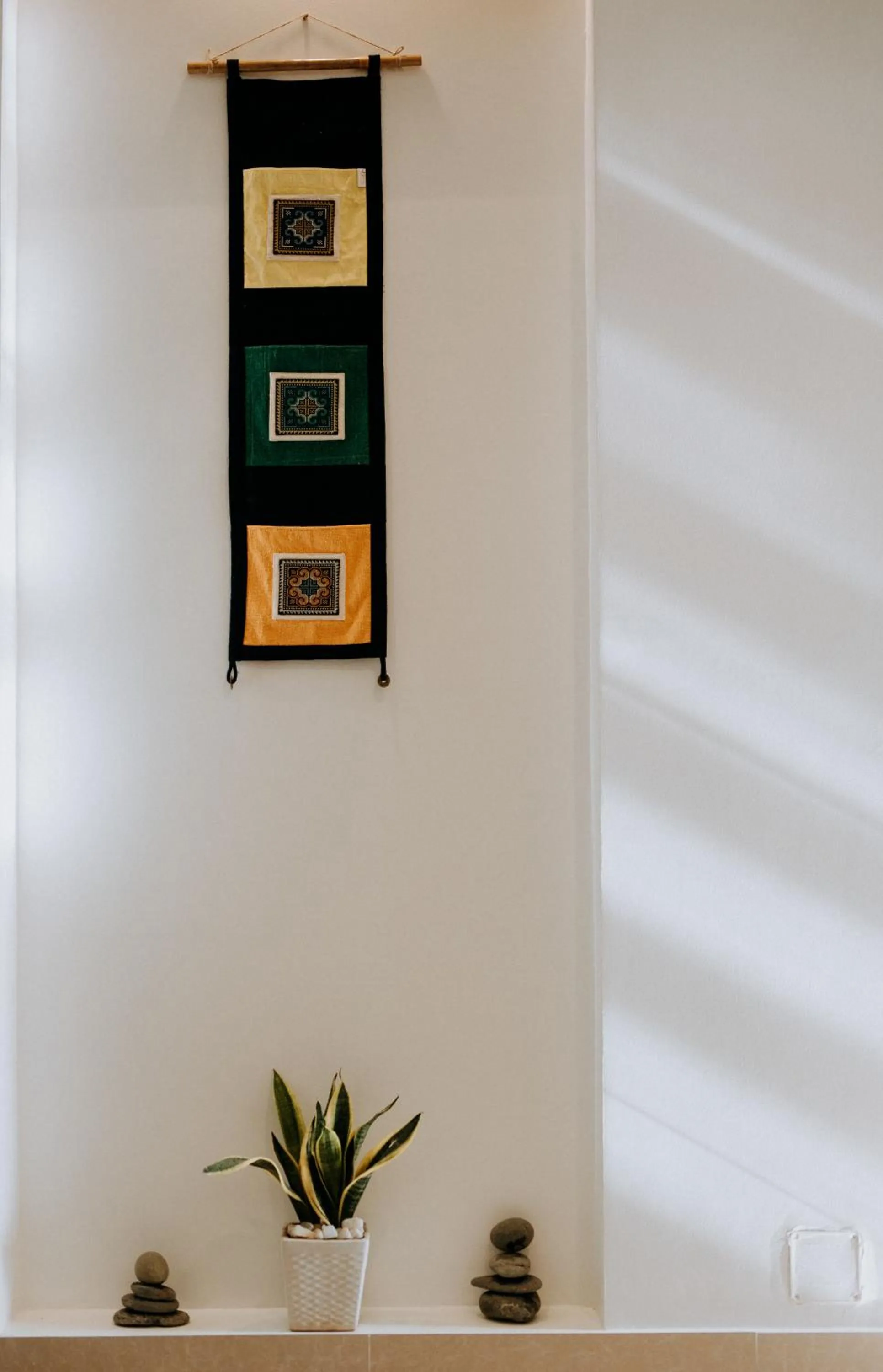 Logo/Certificate/Sign in Tâm Homestay