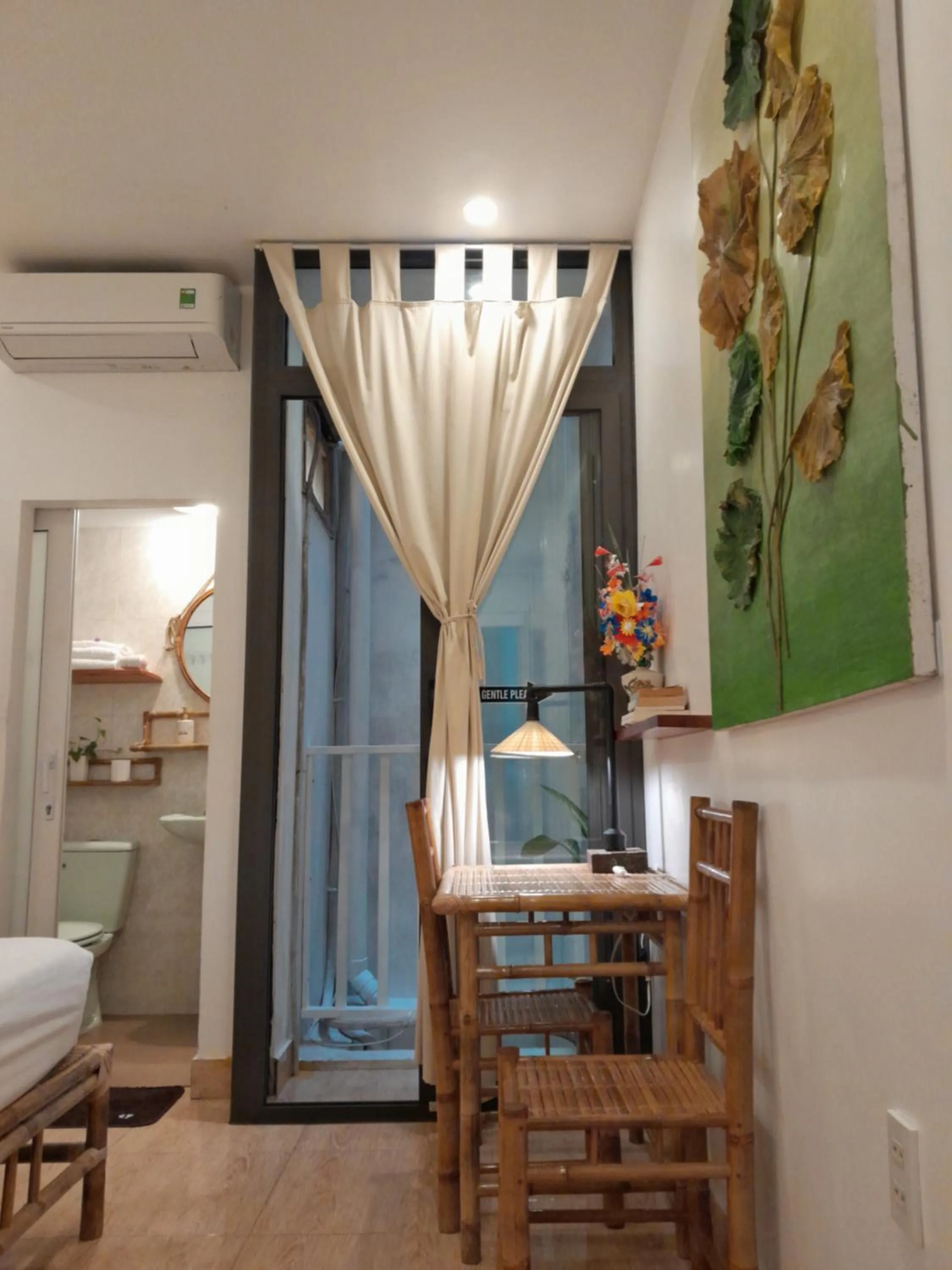 Seating area in Tâm Homestay