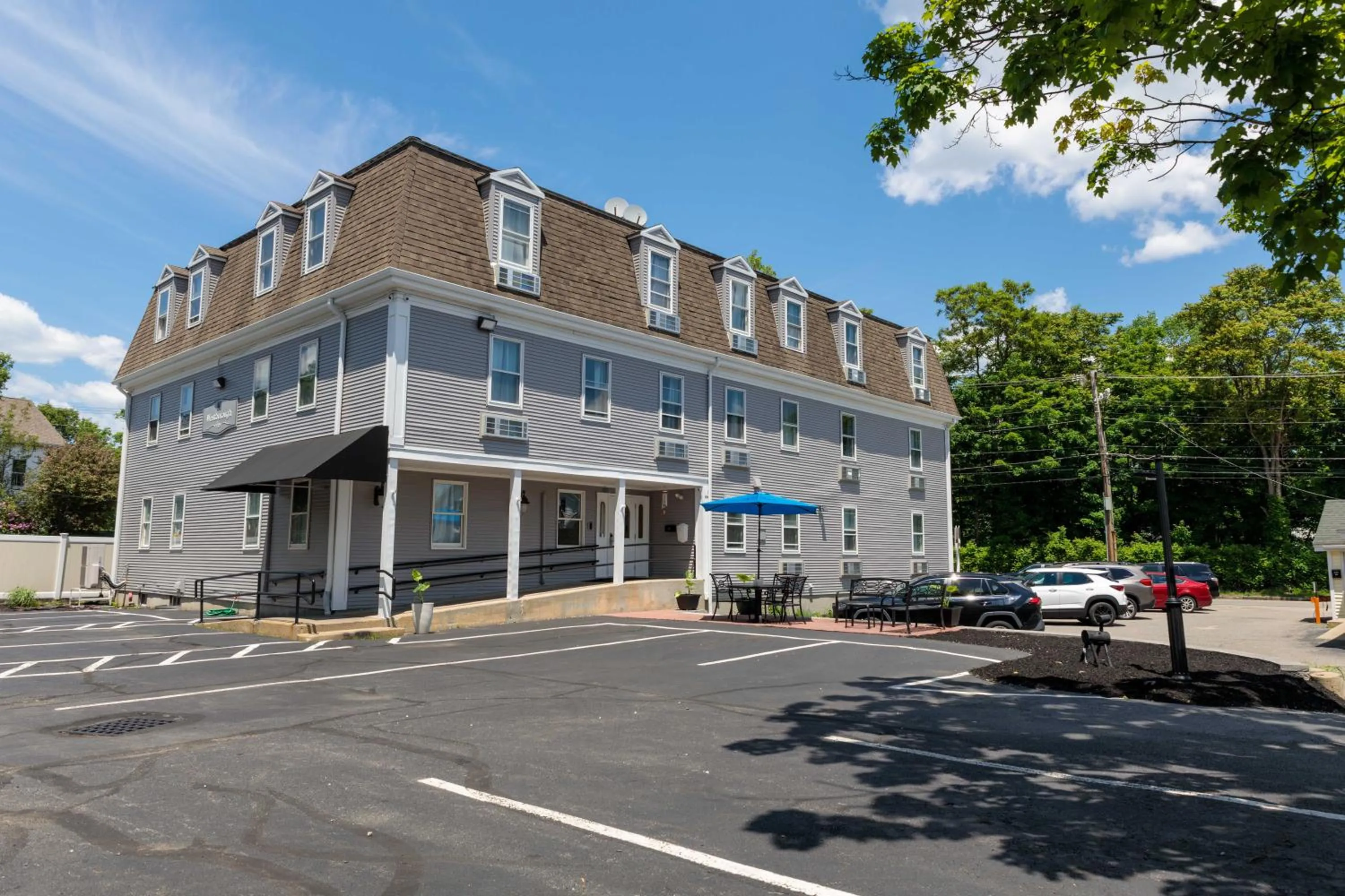 Property building in Westborough Inn