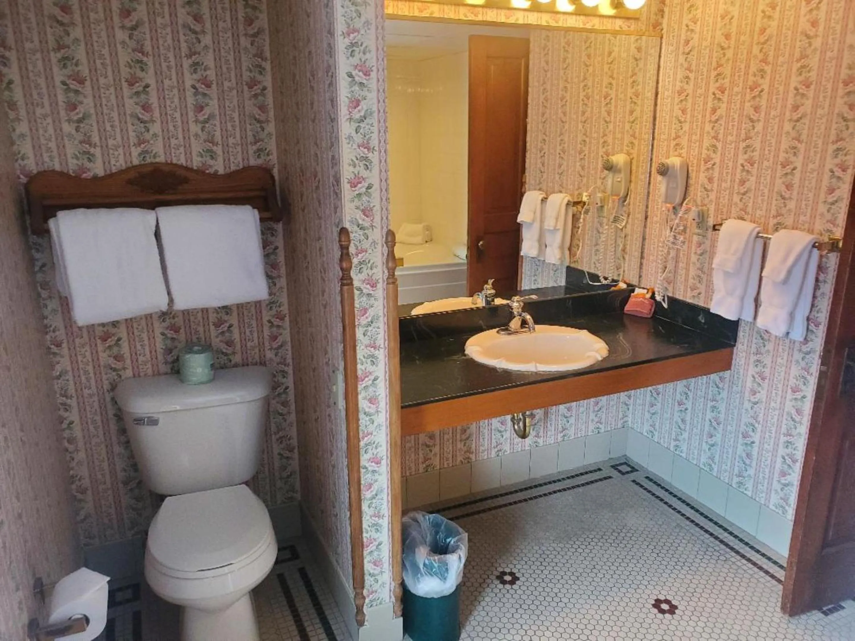 Bathroom in Historic Bullock Hotel