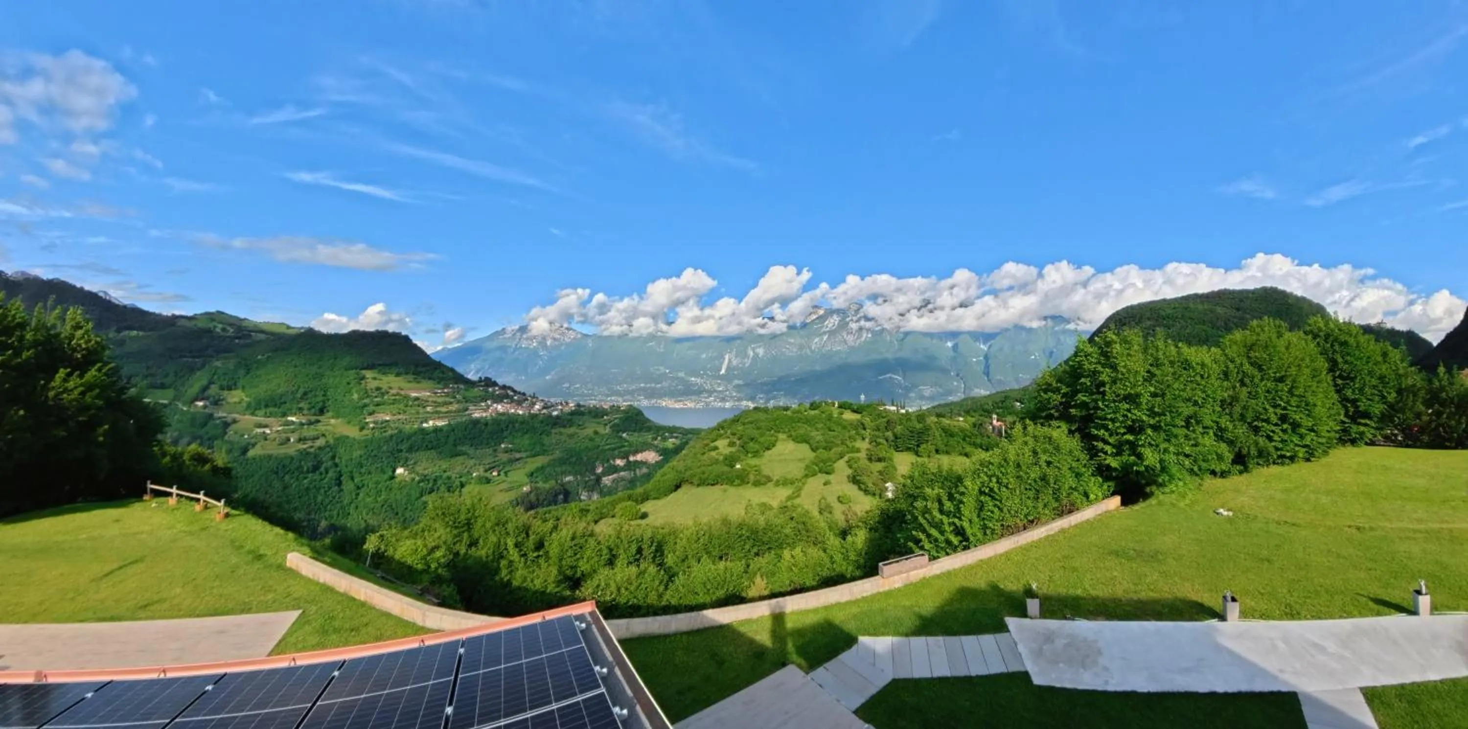 View (from property/room) in Oasi Da Vinci Apartments Lake Garda View