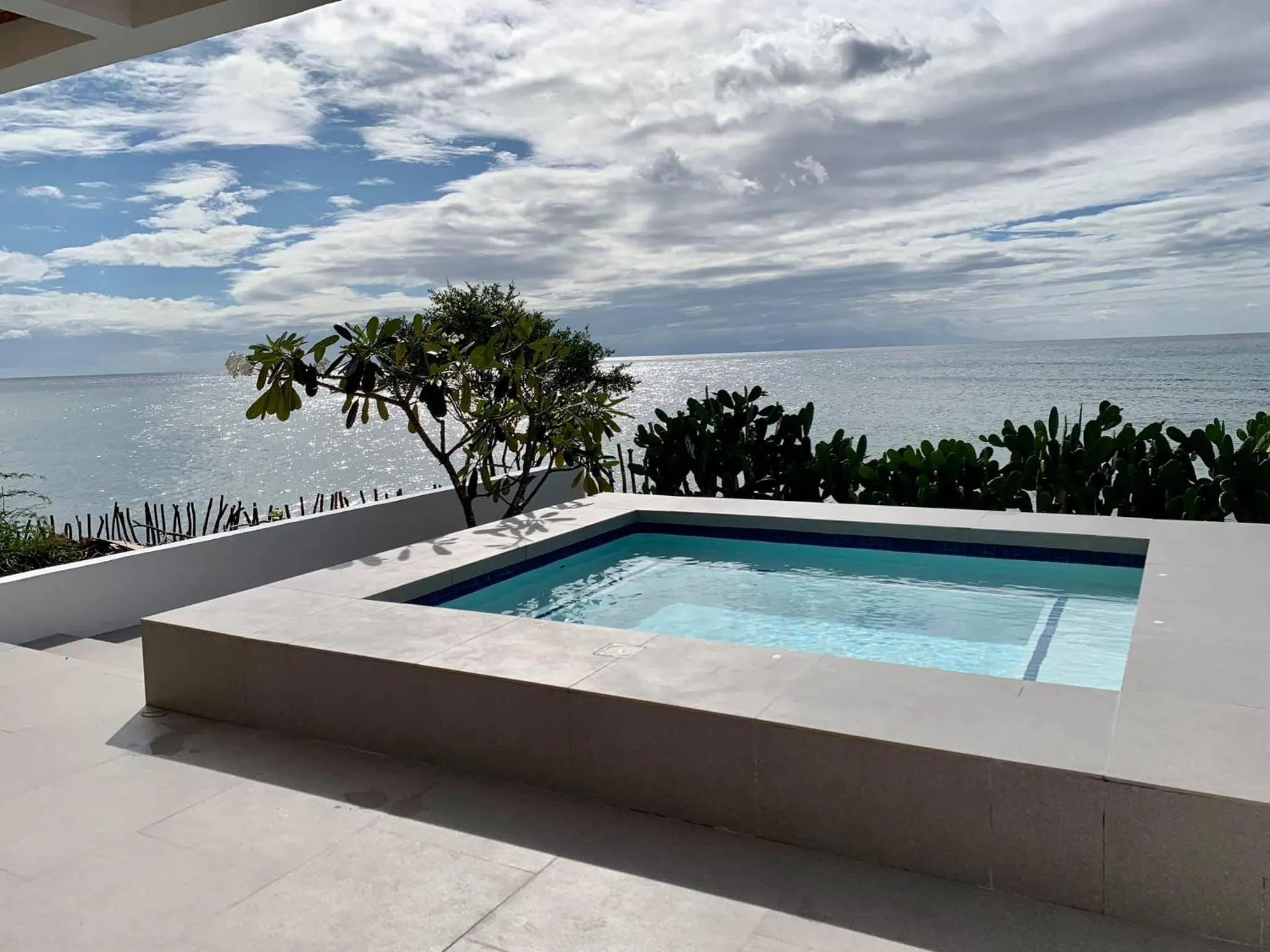 Sea view in Cebu R Resort Tabuelan