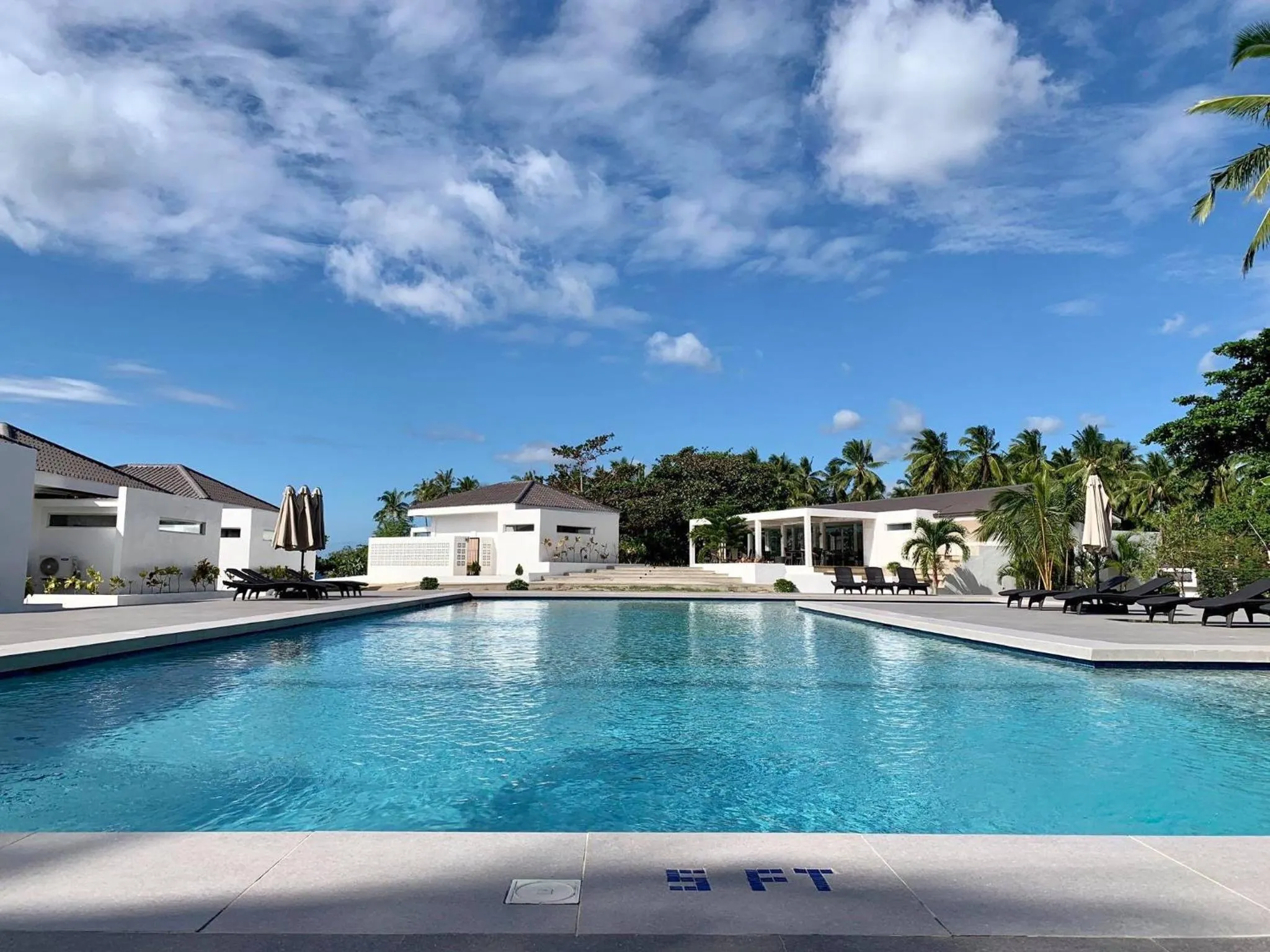Swimming pool in Cebu R Resort Tabuelan