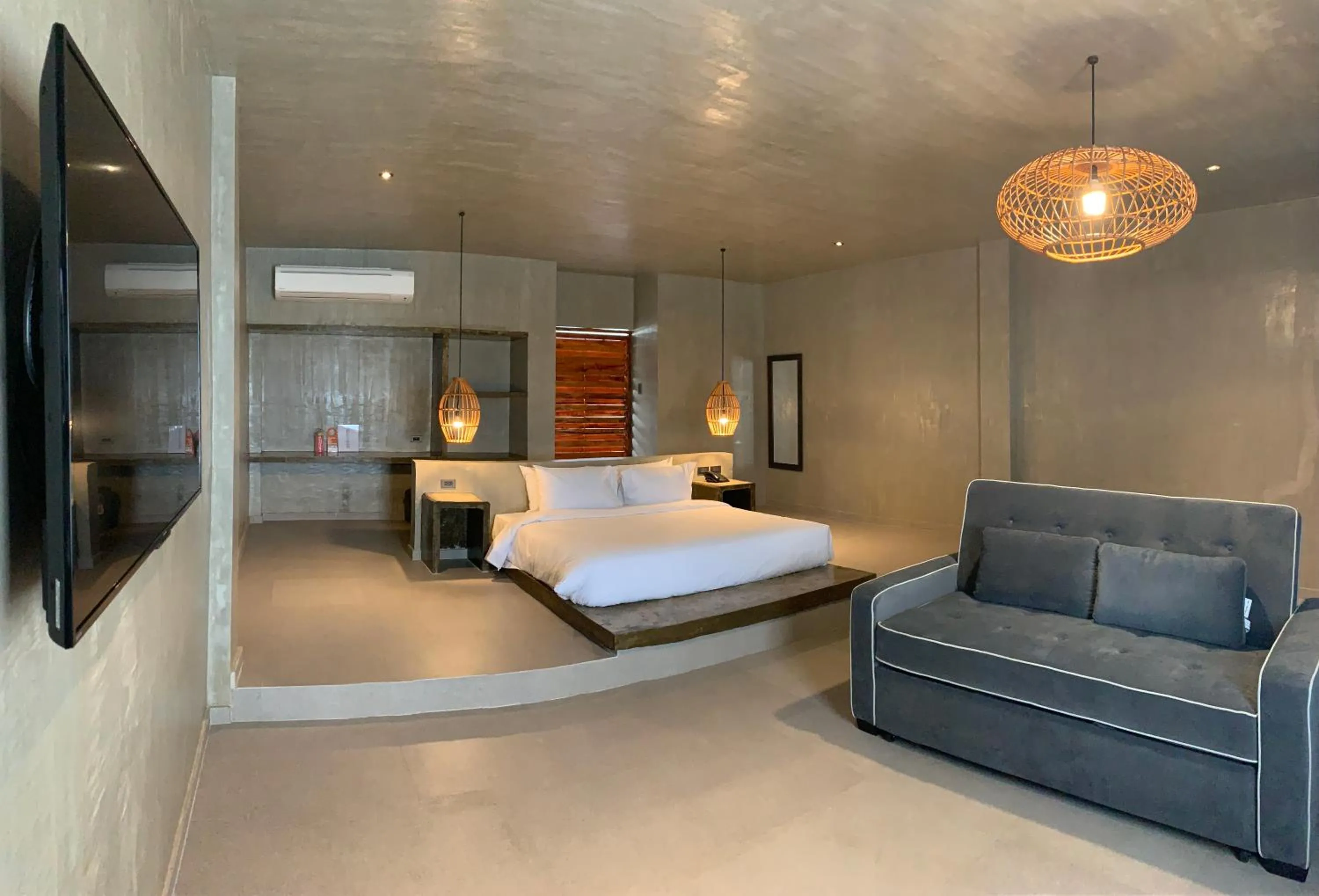 Bedroom, Bed in Cebu R Resort Tabuelan