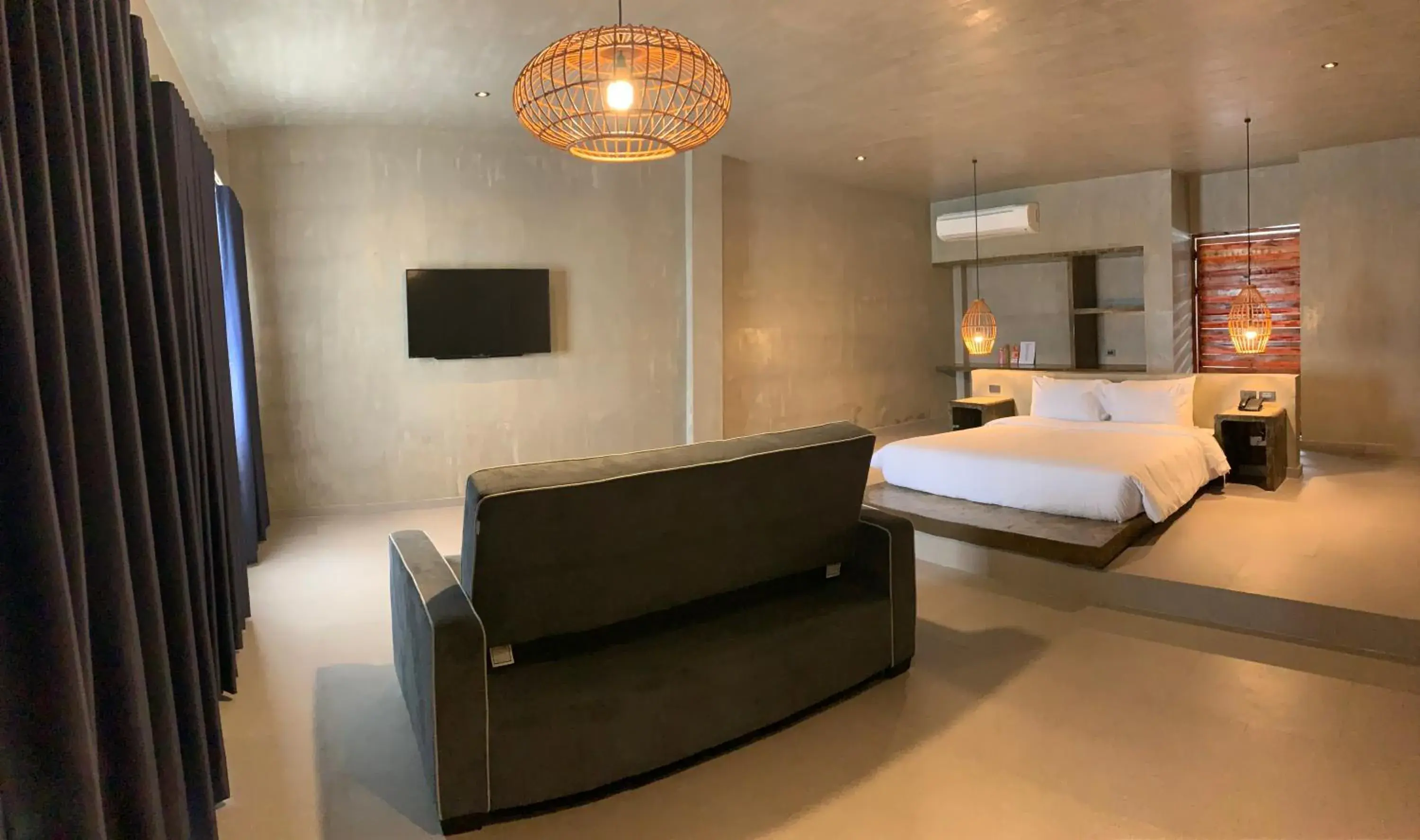 Photo of the whole room, Bed in Cebu R Resort Tabuelan Photo of the whole room, Bed in Cebu R Resort Tabuelan