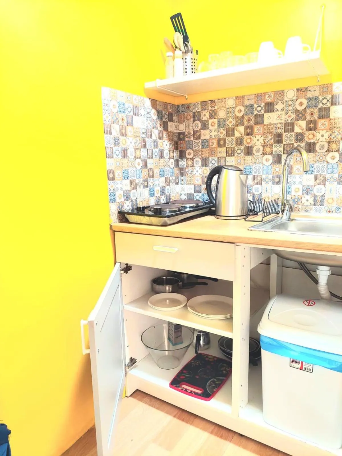 Kitchen or kitchenette in La bella hotel