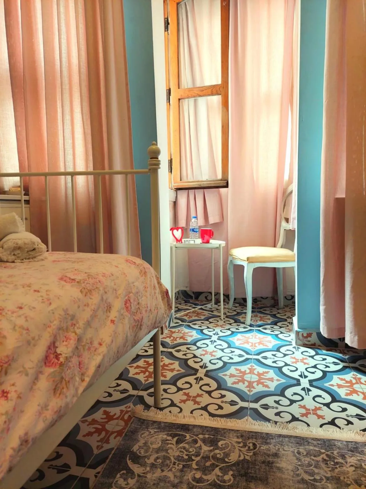 Photo of the whole room, Bed in La bella hotel