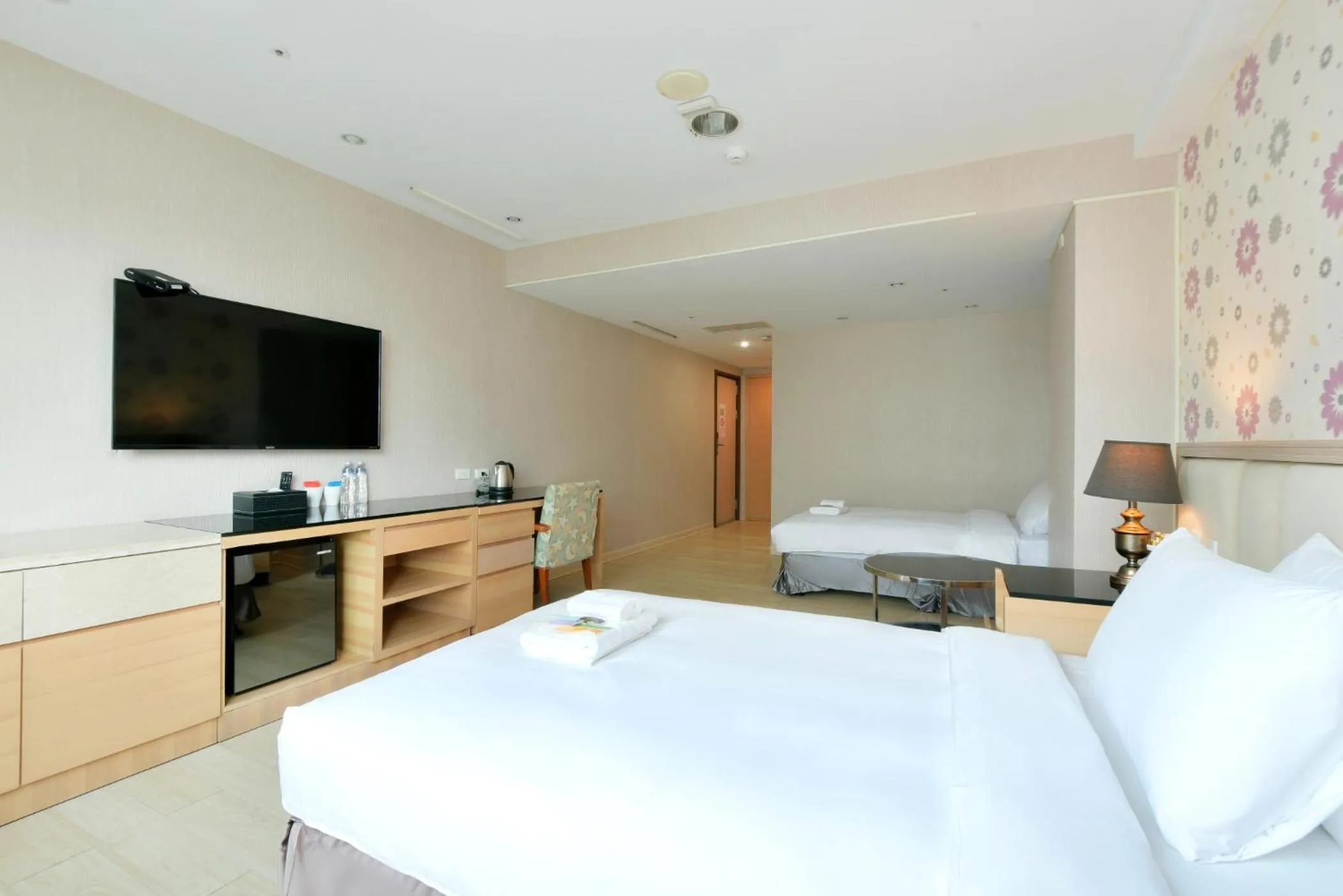 Bed in Hotel Champs Elysées