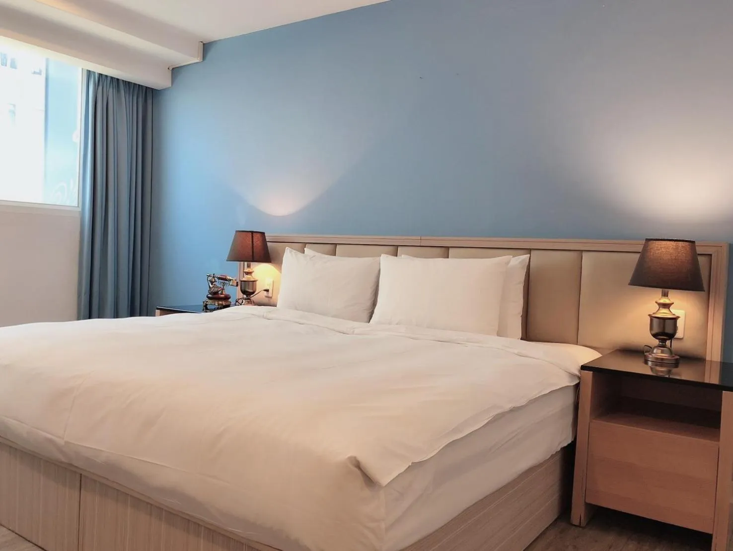 Bed in Hotel Champs Elysées