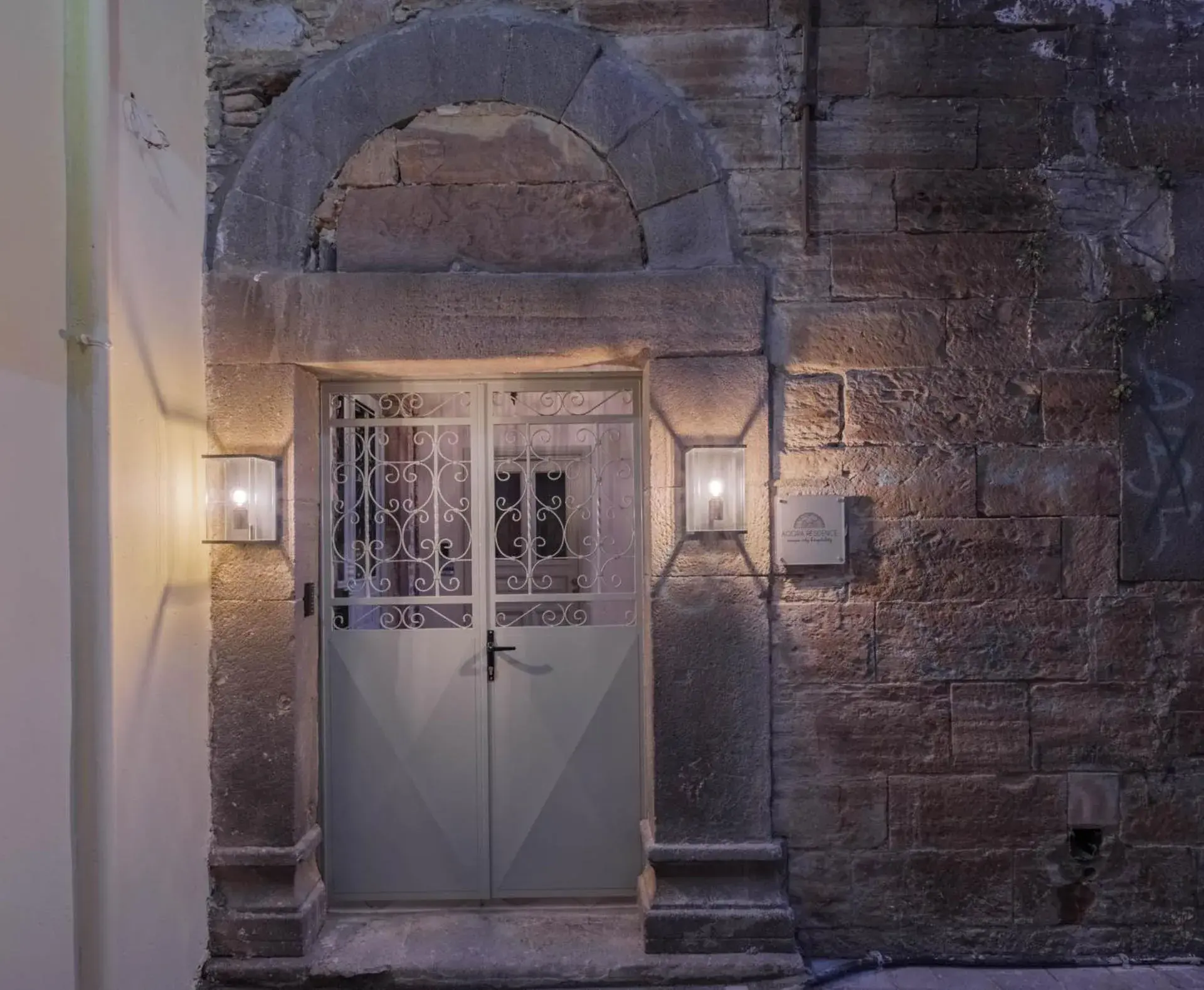 Facade/entrance in Agora Residence Facade/entrance in Agora Residence