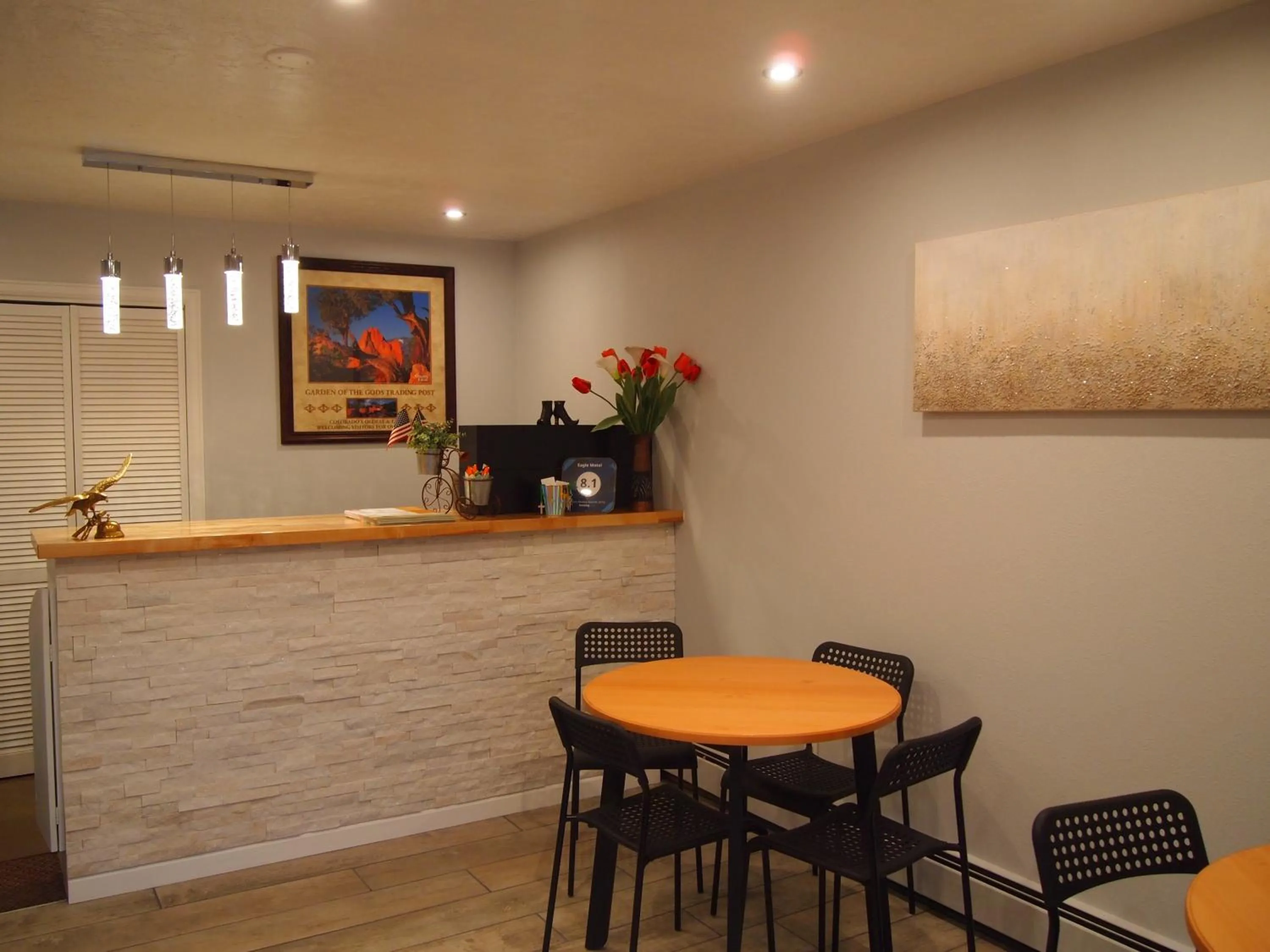Lobby or reception in Eagle Motel
