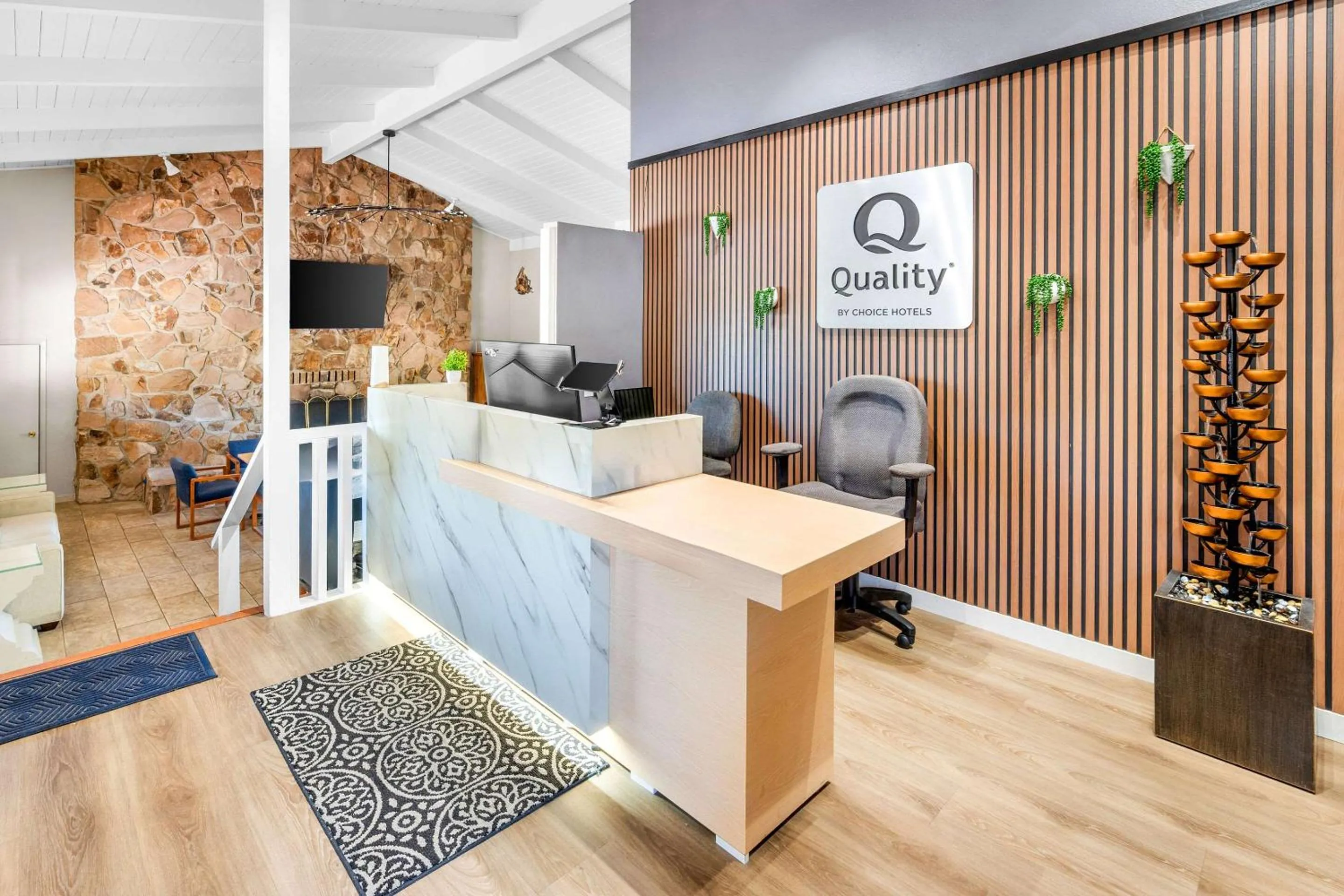 Lobby or reception in Quality Inn & Suites