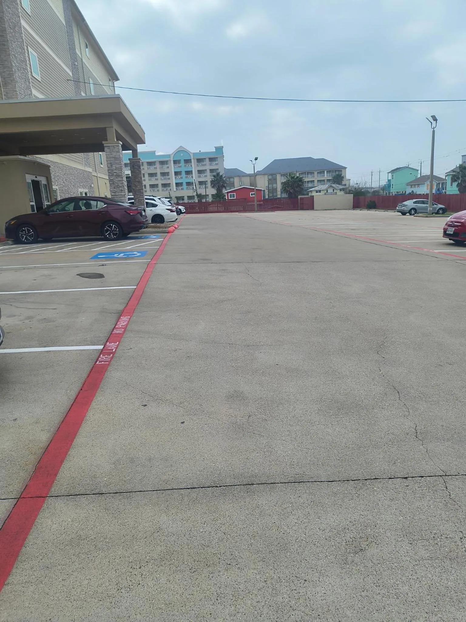 Parking in Best Western Plus Galveston Suites