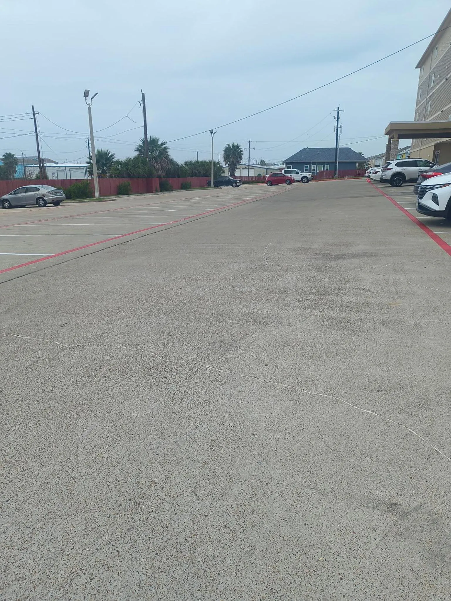 Parking in Best Western Plus Galveston Suites