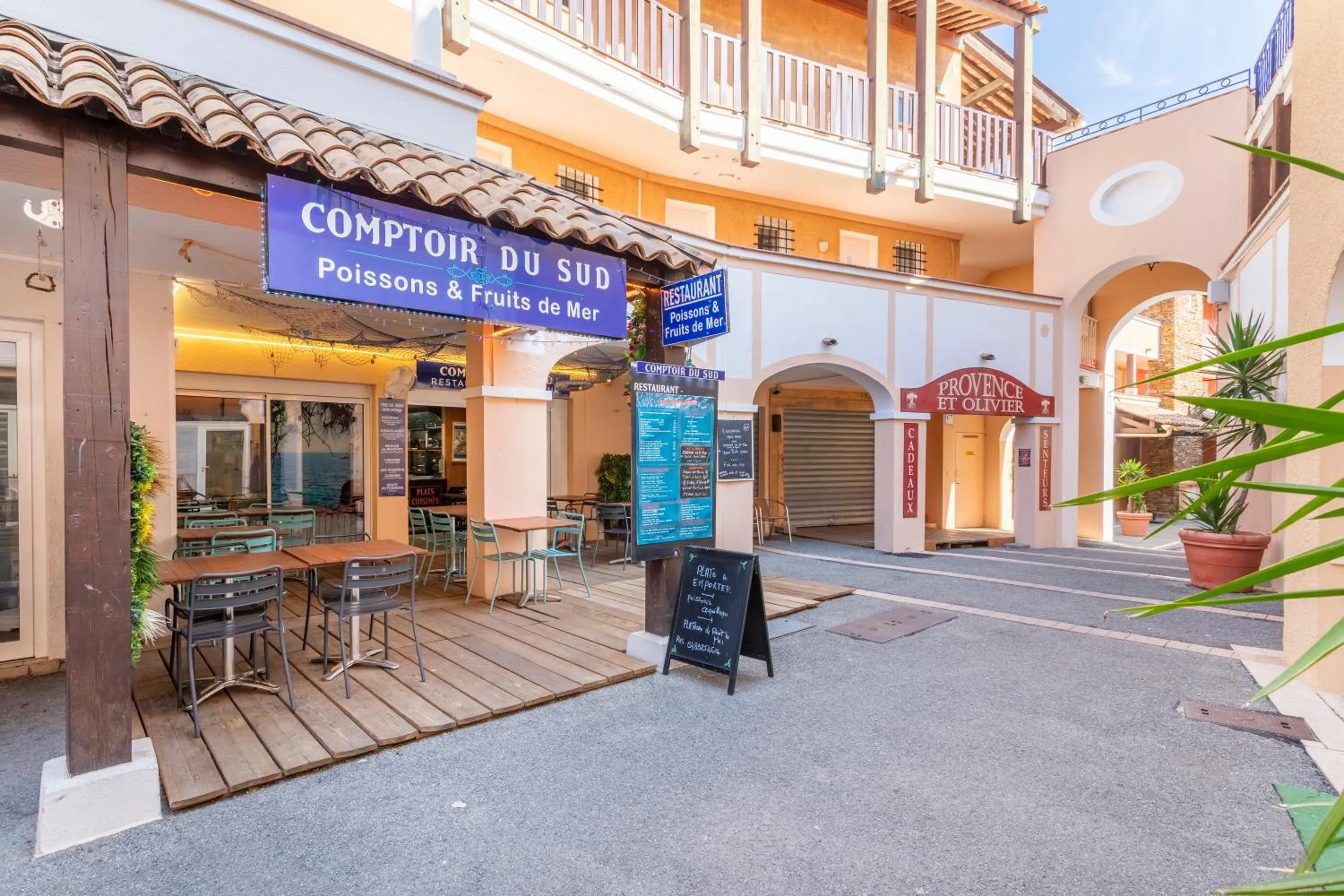 Restaurant/places to eat in Village Pierre & Vacances Cap Esterel