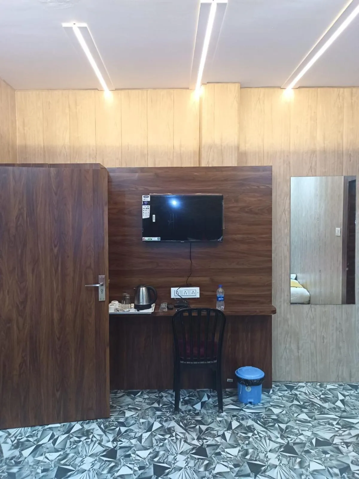 TV and multimedia in The Century Plaza Hotel