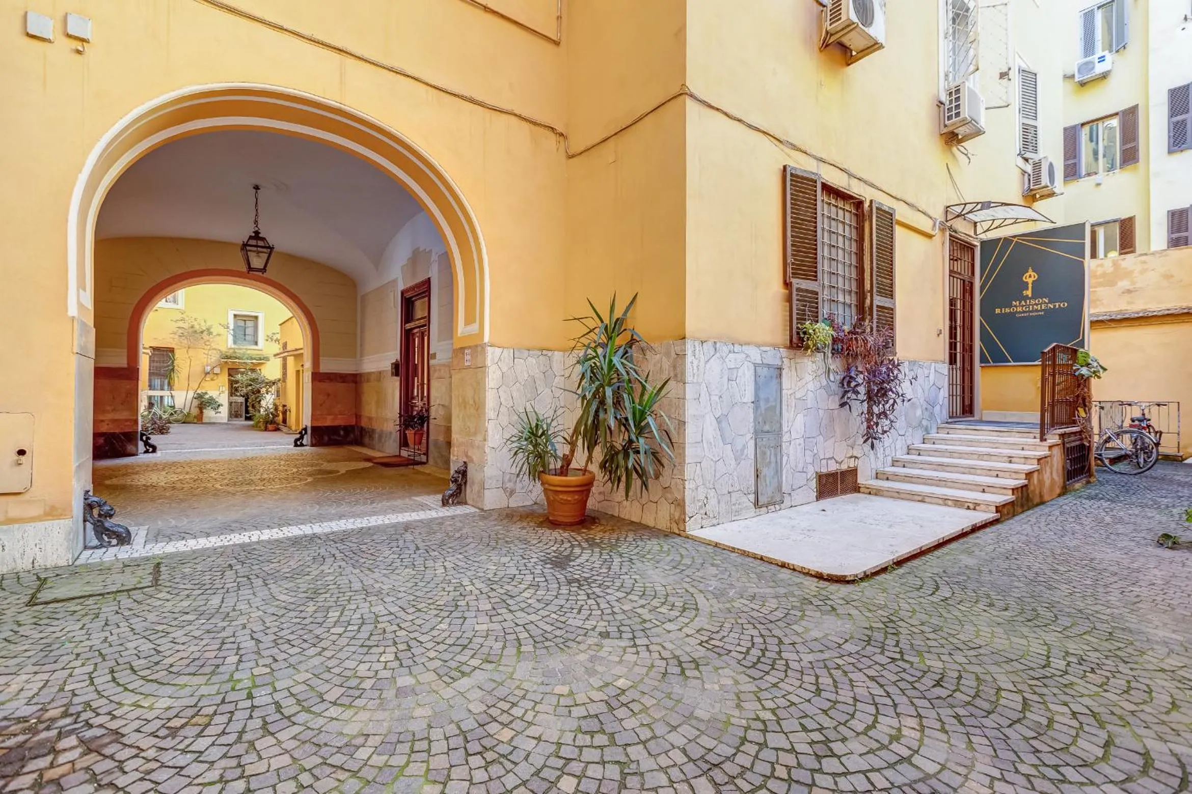 Property building in Maison Risorgimento