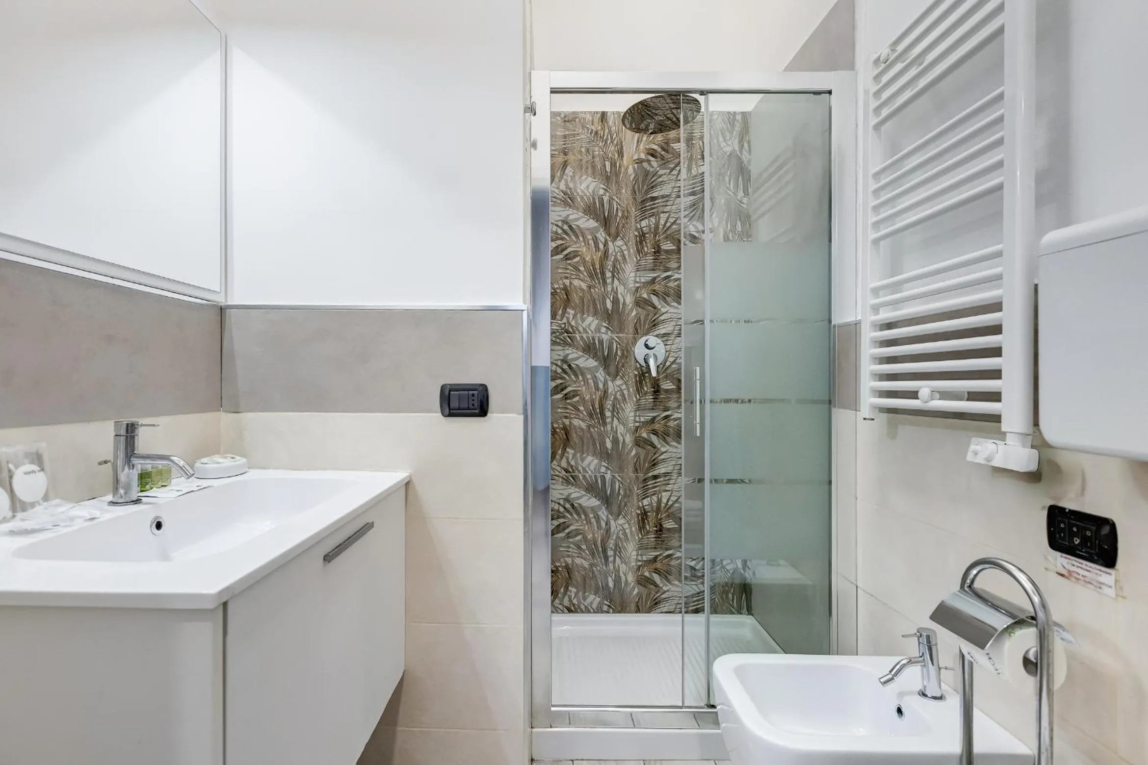 Shower in Maison Risorgimento
