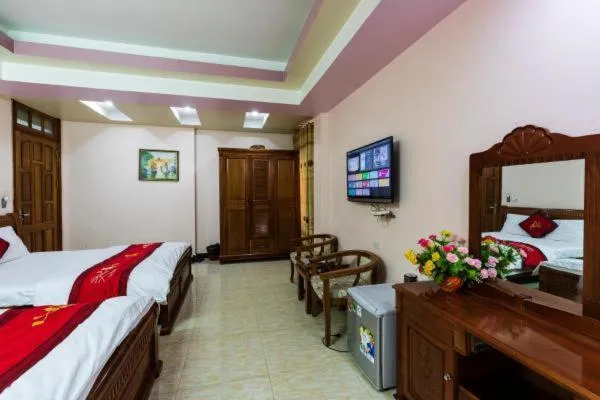 KHÁCH SẠN SEN VÀNG