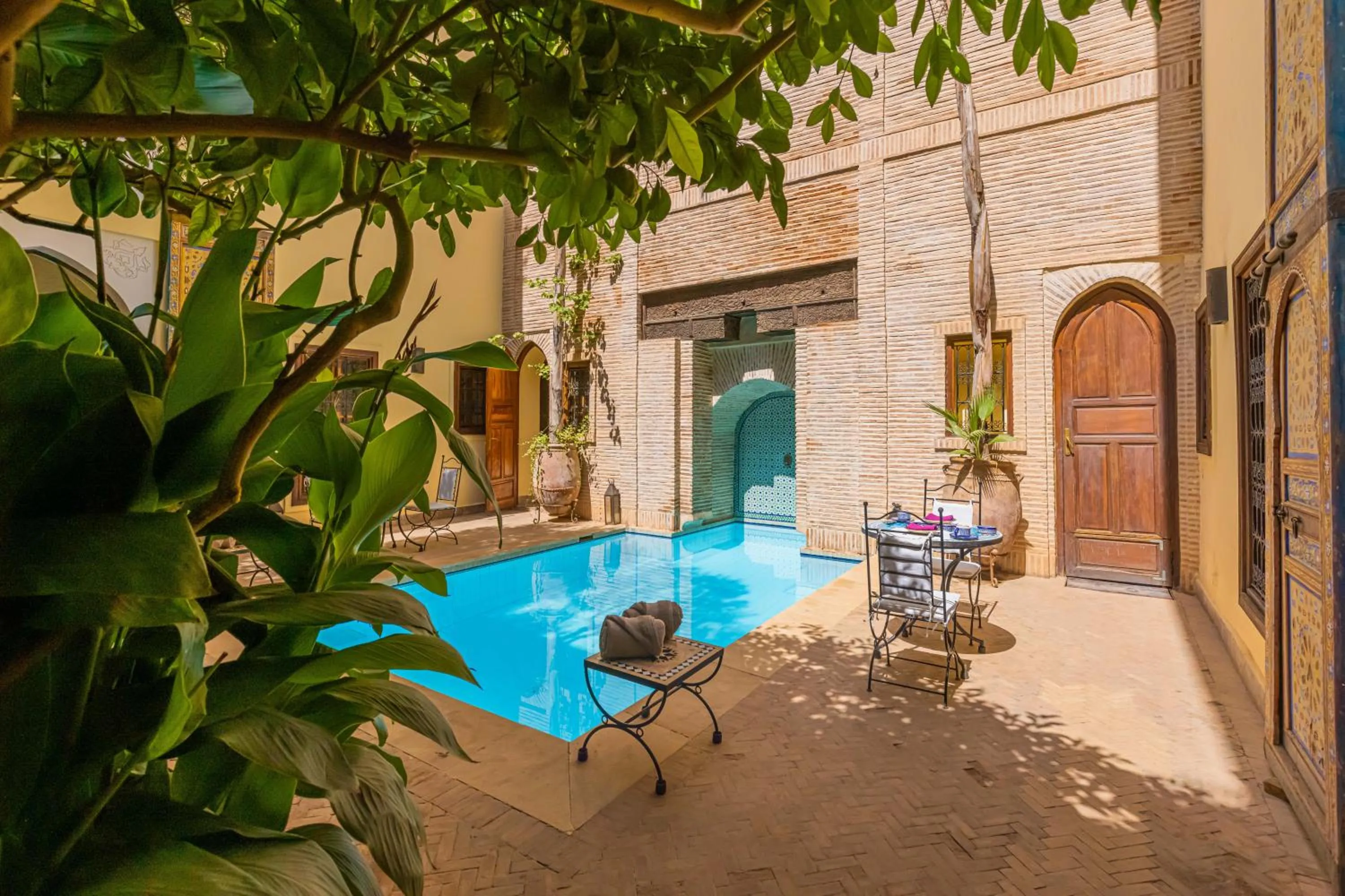 Swimming pool in Riad Il Parco dei Principi