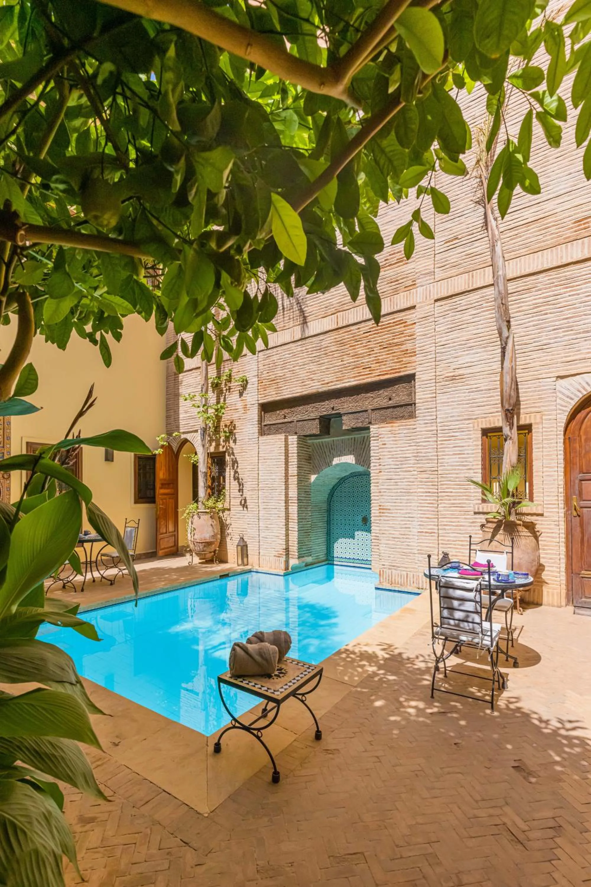Swimming pool in Riad Il Parco dei Principi