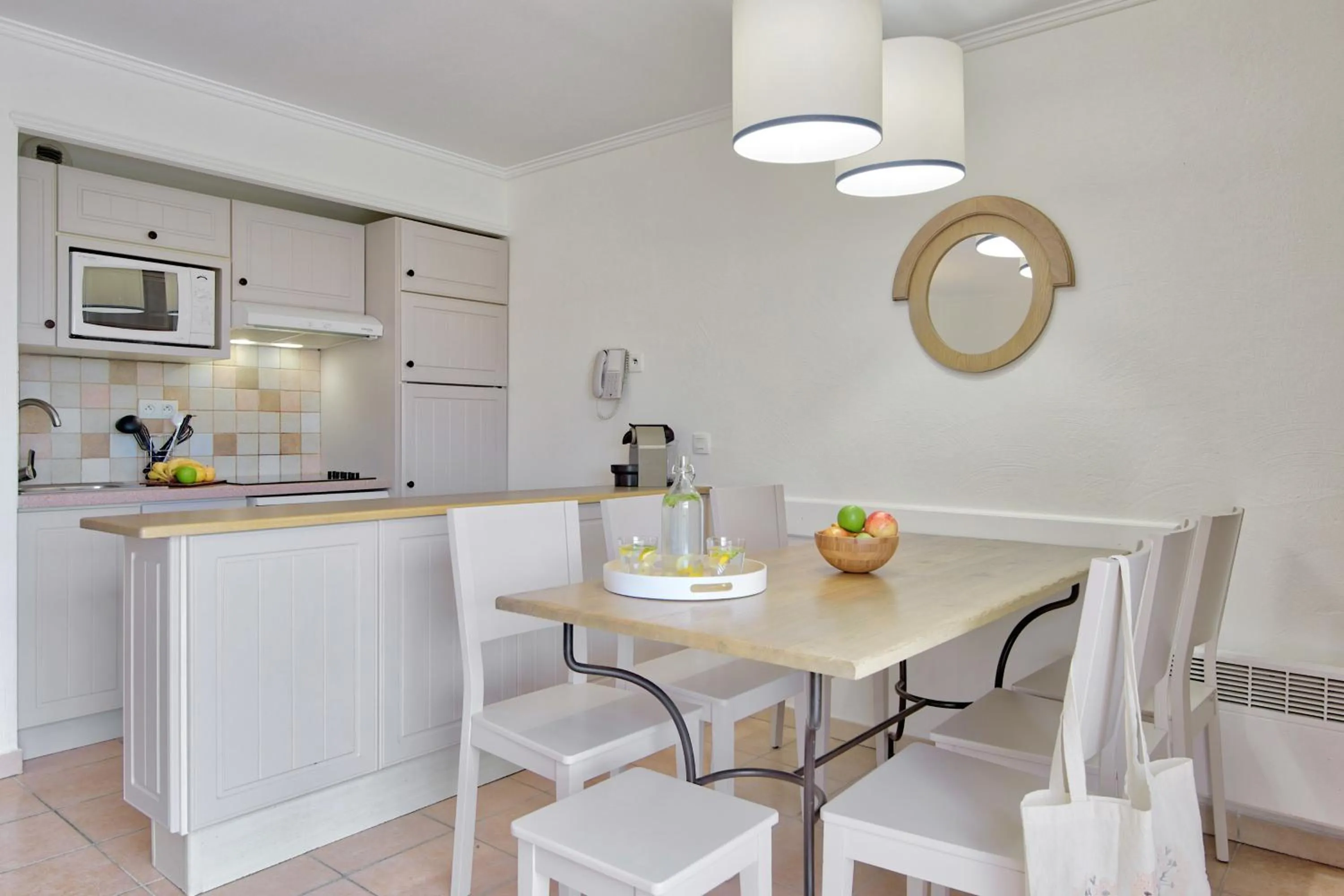 Coffee/tea facilities in Résidence Pierre & Vacances Premium Les Calanques des Issambres