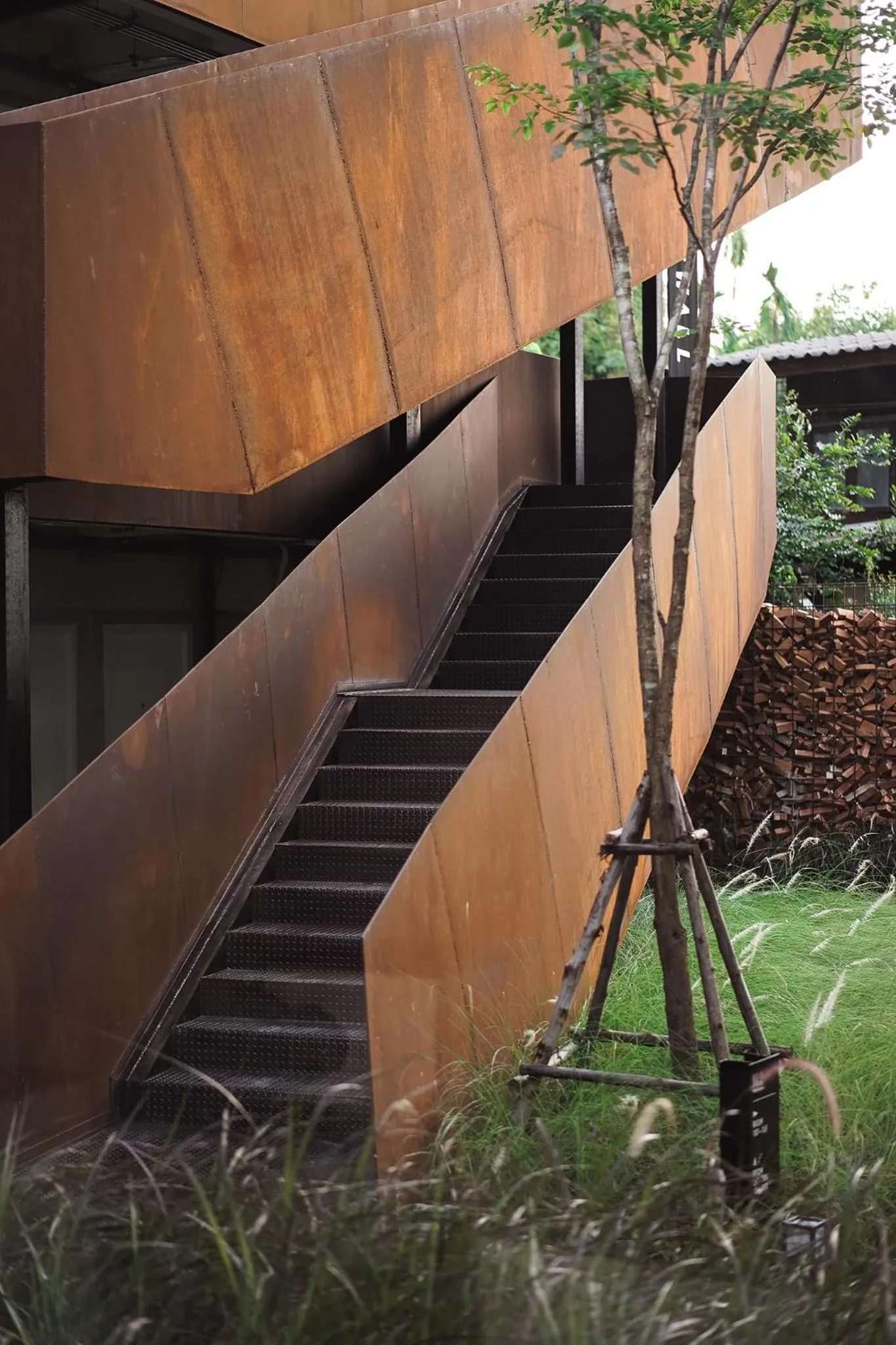 Property building in Wonderwall Hotel