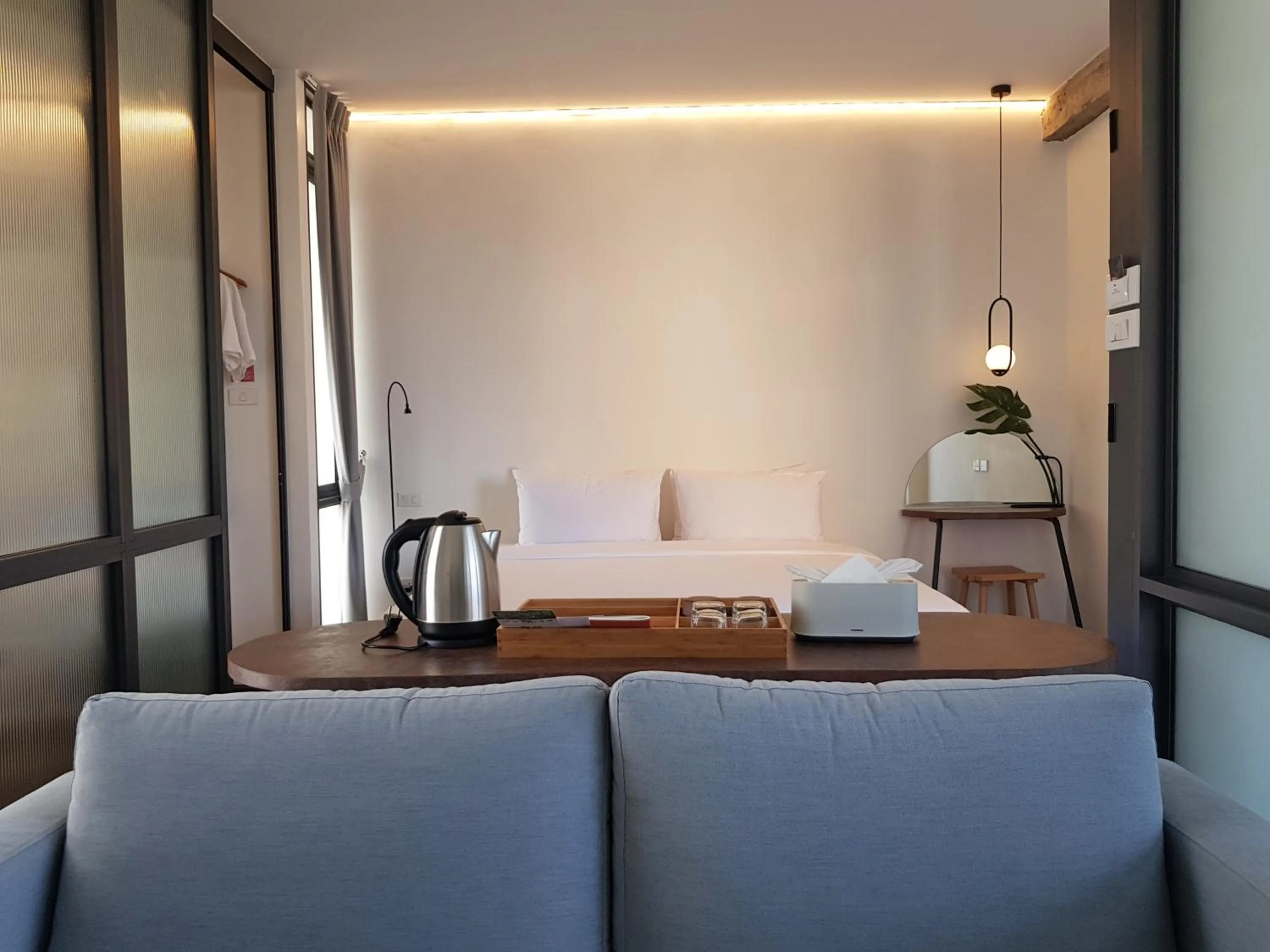 Bedroom in Wonderwall Hotel