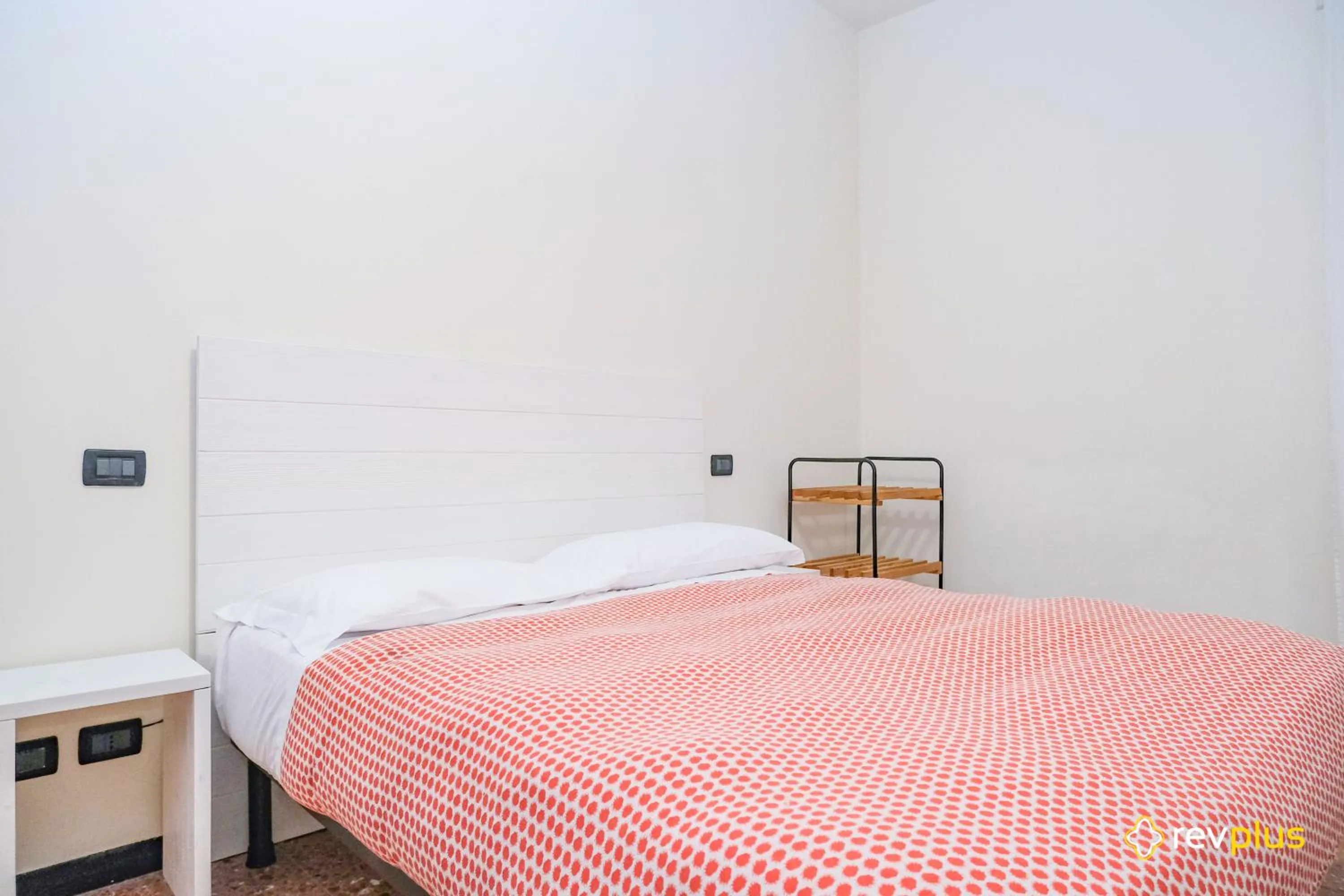 Photo of the whole room, Bed in Lia Rooms 3