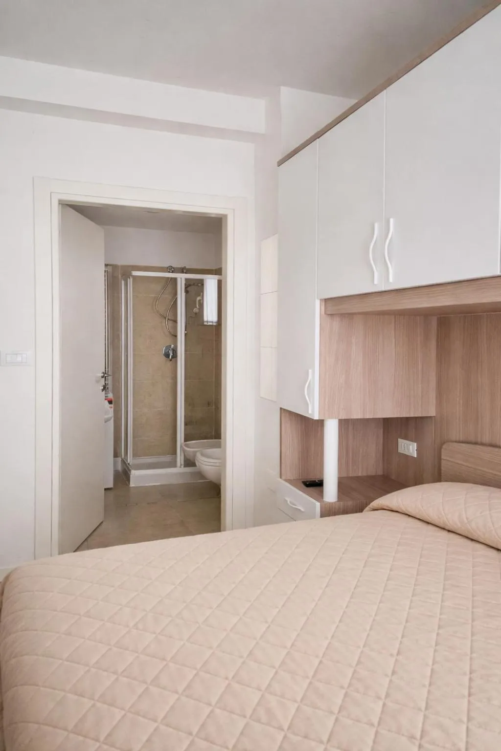 Bed in Residence Antares