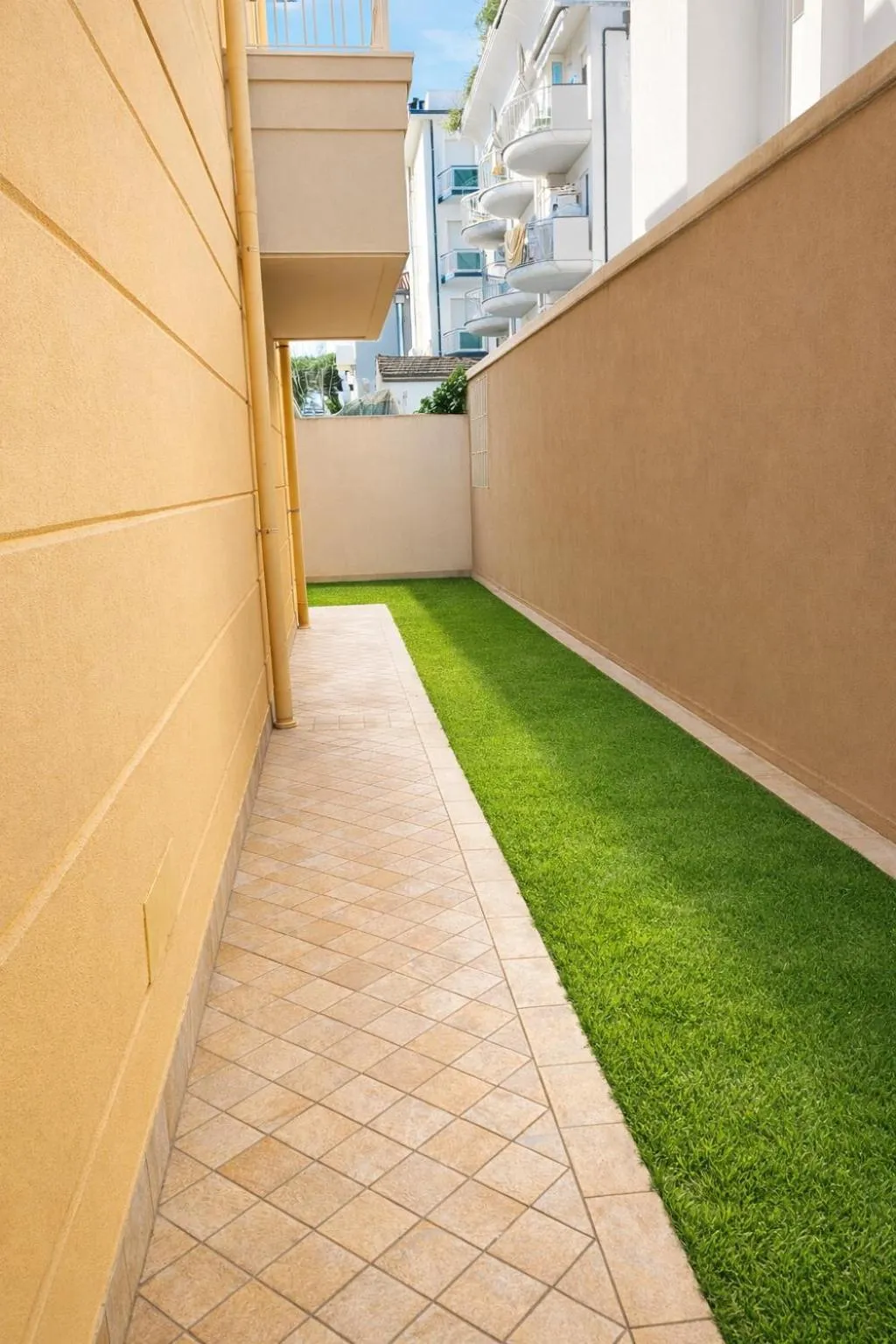 Garden in Residence Antares