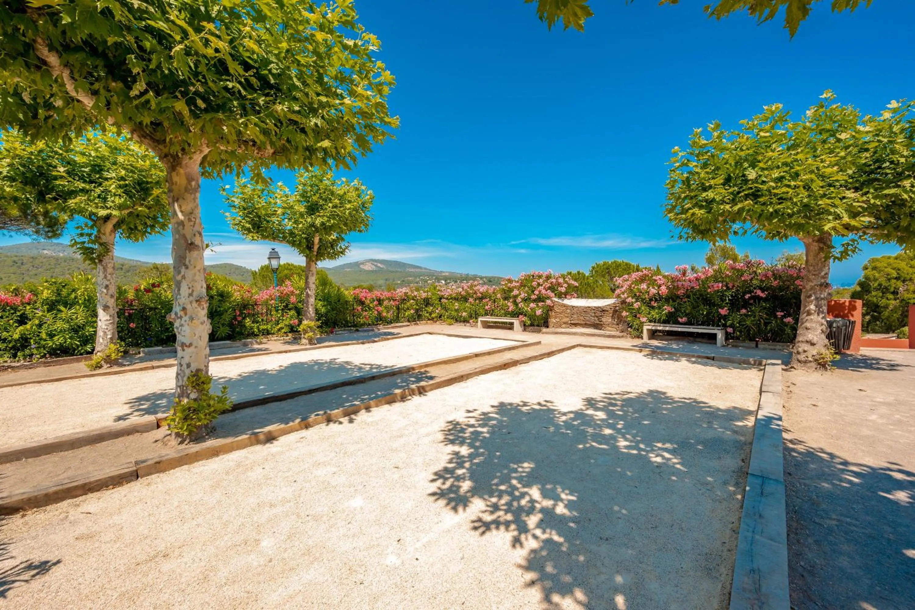 Spring in Résidence Pierre & Vacances Les Restanques du Golfe de Saint-Tropez