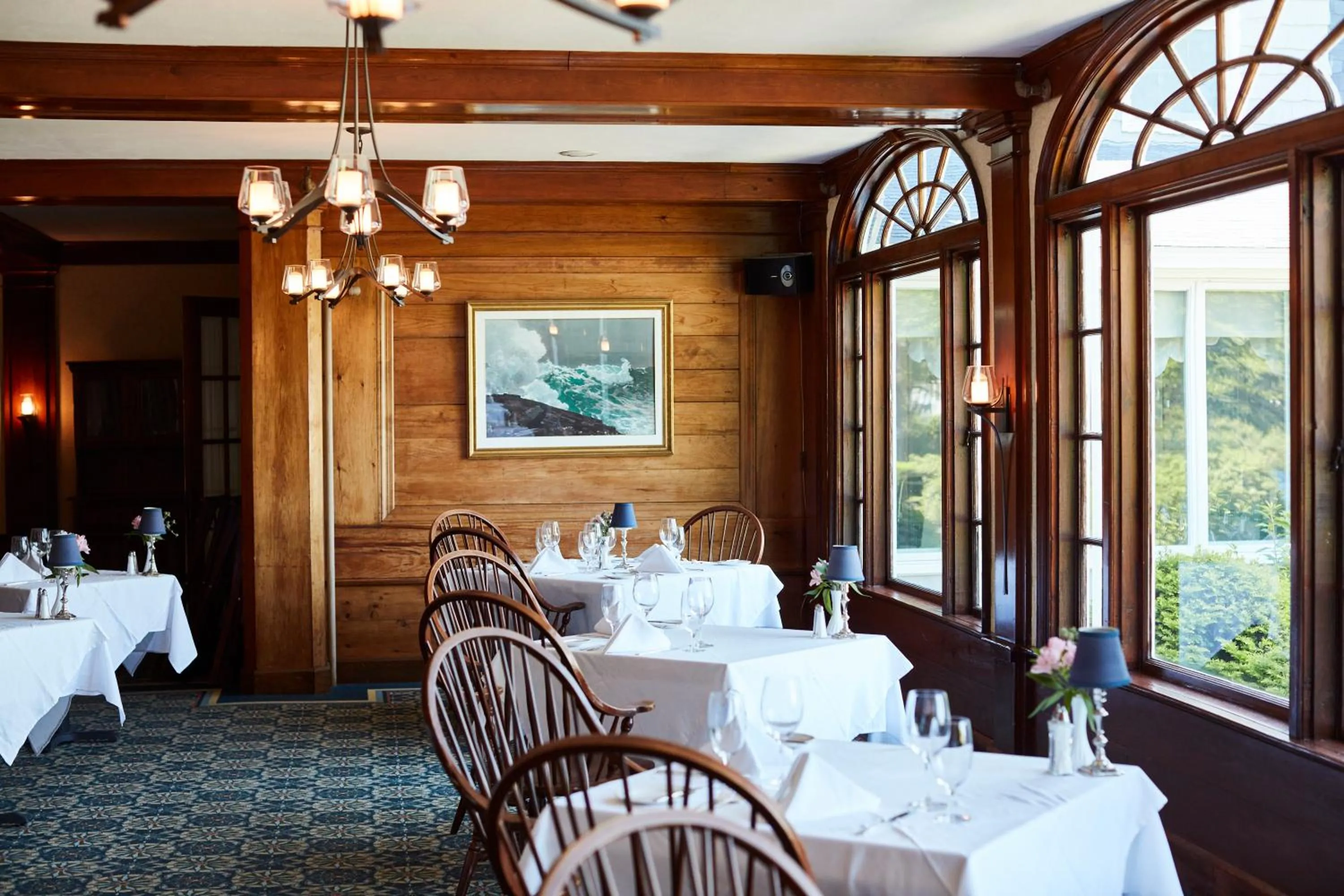 Restaurant/places to eat in Black Point Inn