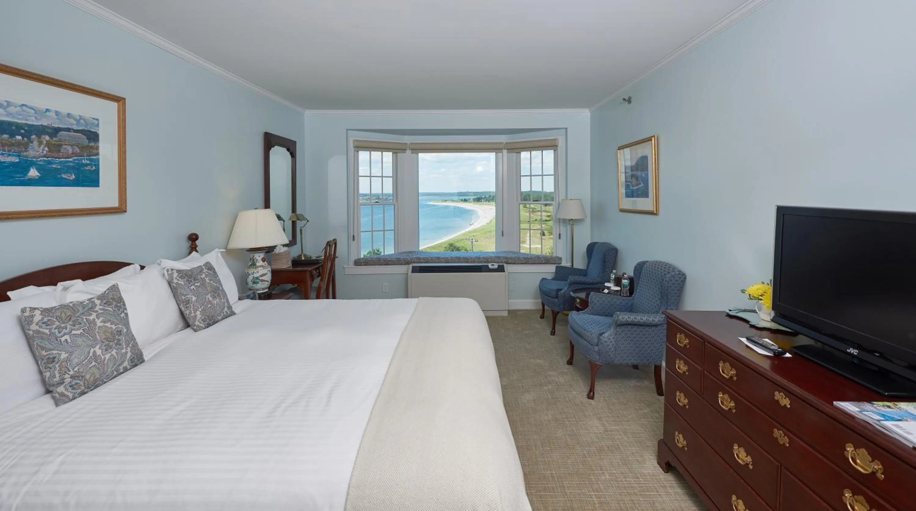 View (from property/room), Bed in Black Point Inn