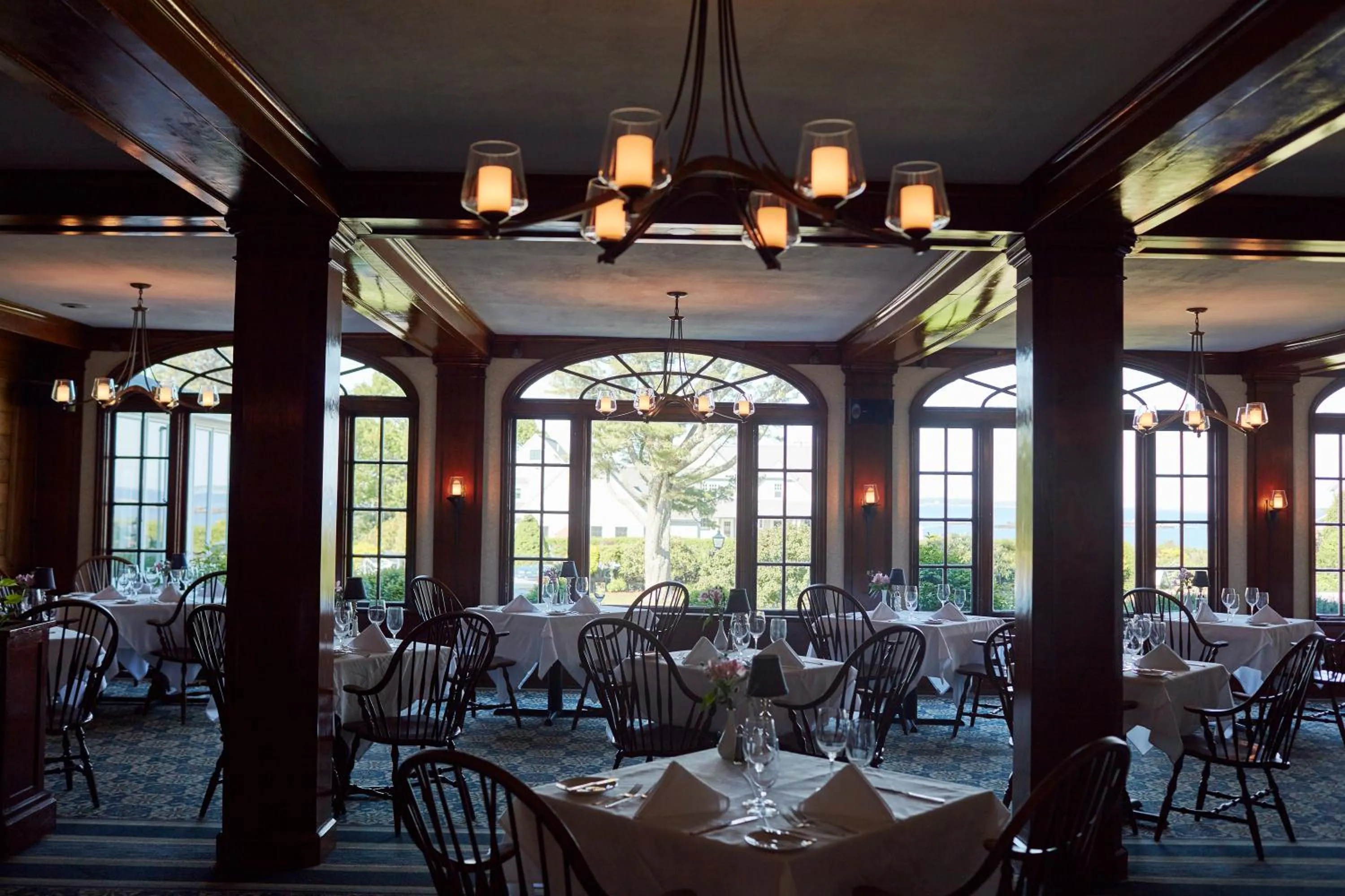 Restaurant/places to eat in Black Point Inn
