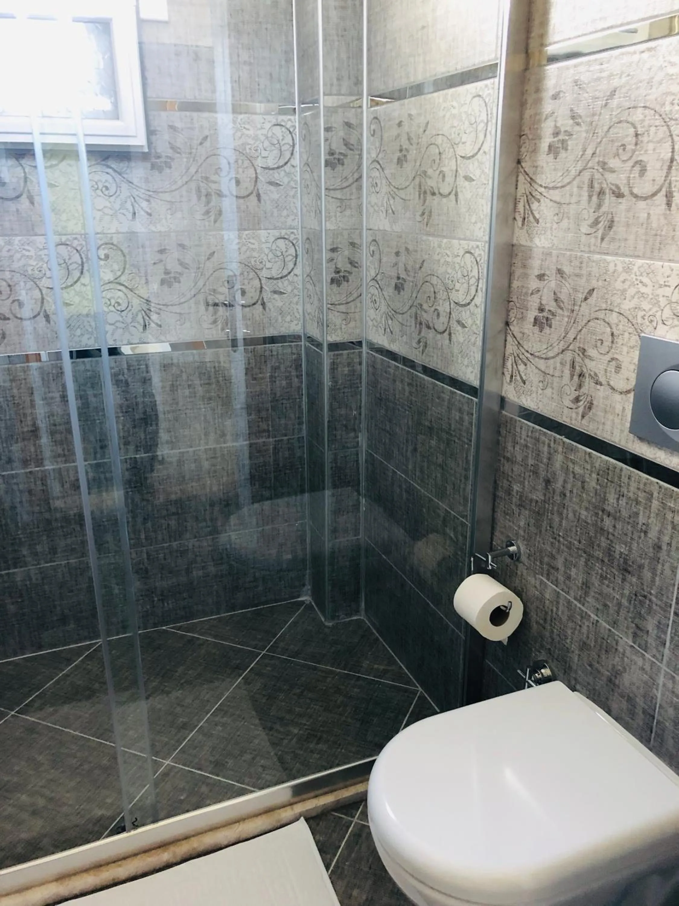 Shower in AdaHan Family Rooms Gocek