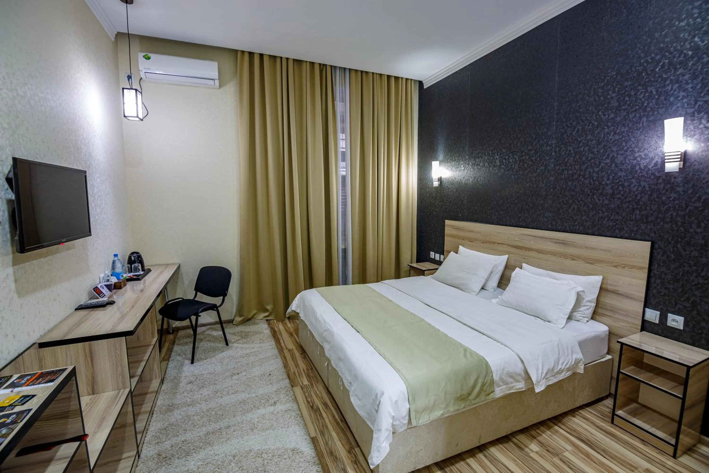 Bed in Level hotel Osh