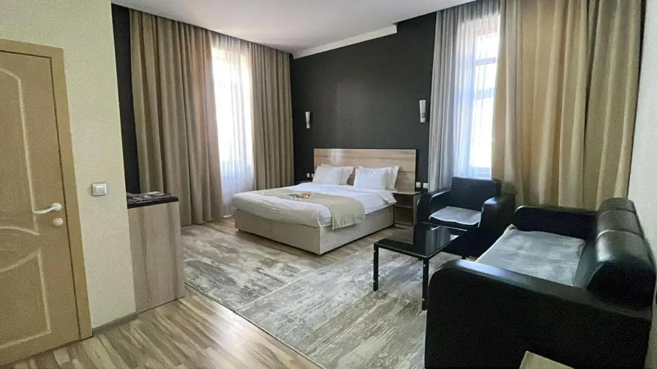 King Studio with Sofa Bed in Level hotel Osh King Studio with Sofa Bed in Level hotel Osh