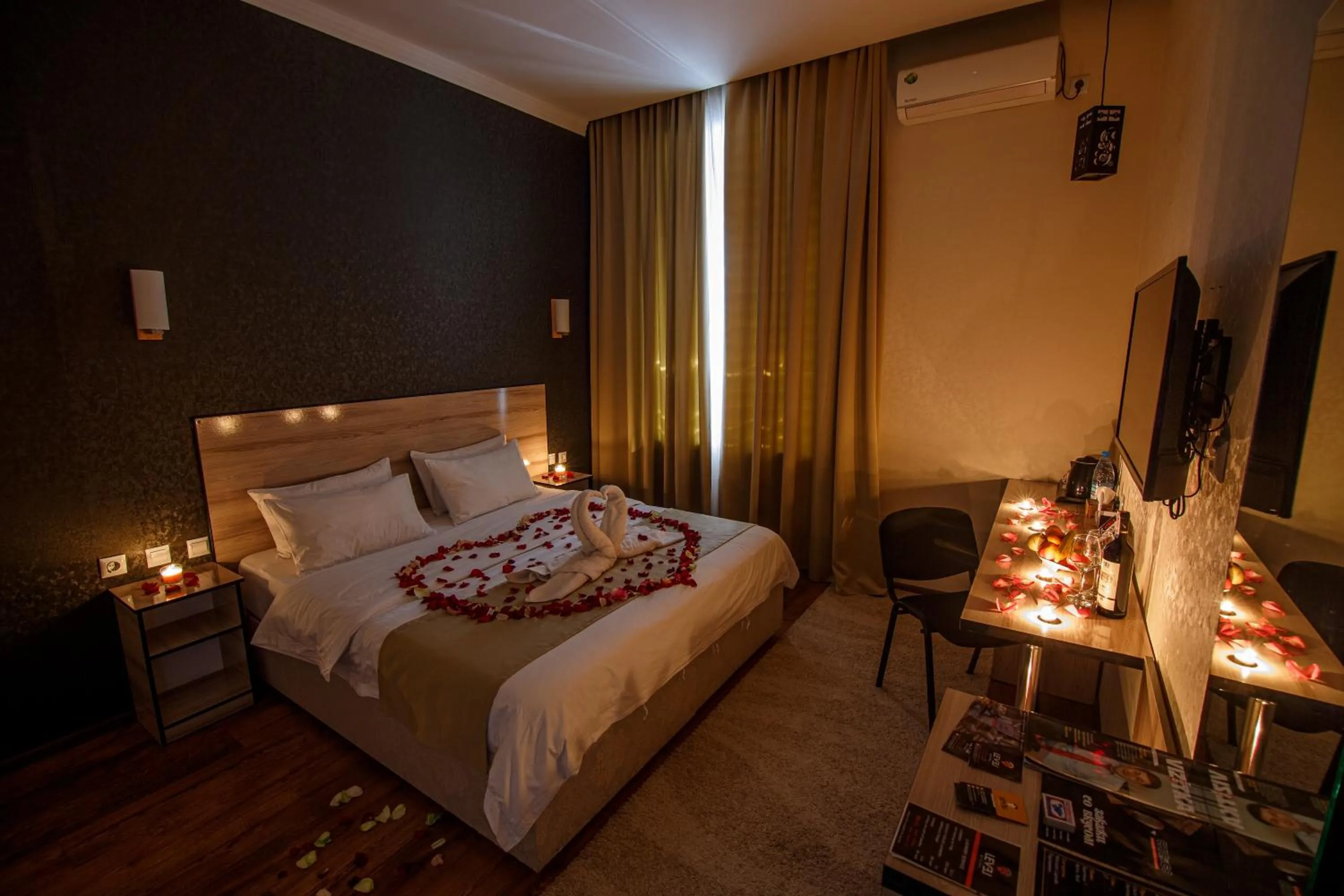 Bed in Level hotel Osh