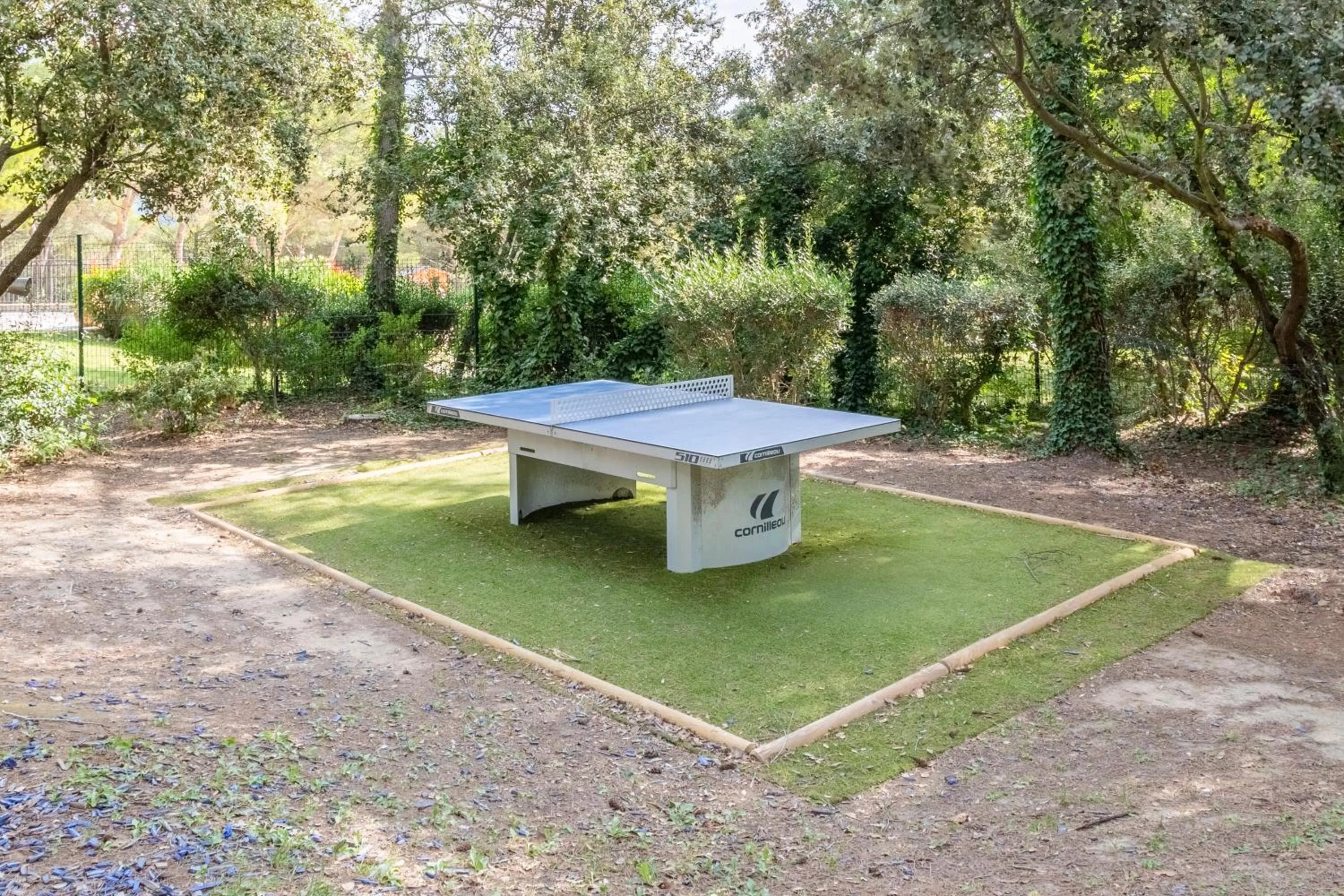 Spring in Village Pierre & Vacances Pont Royal en Provence