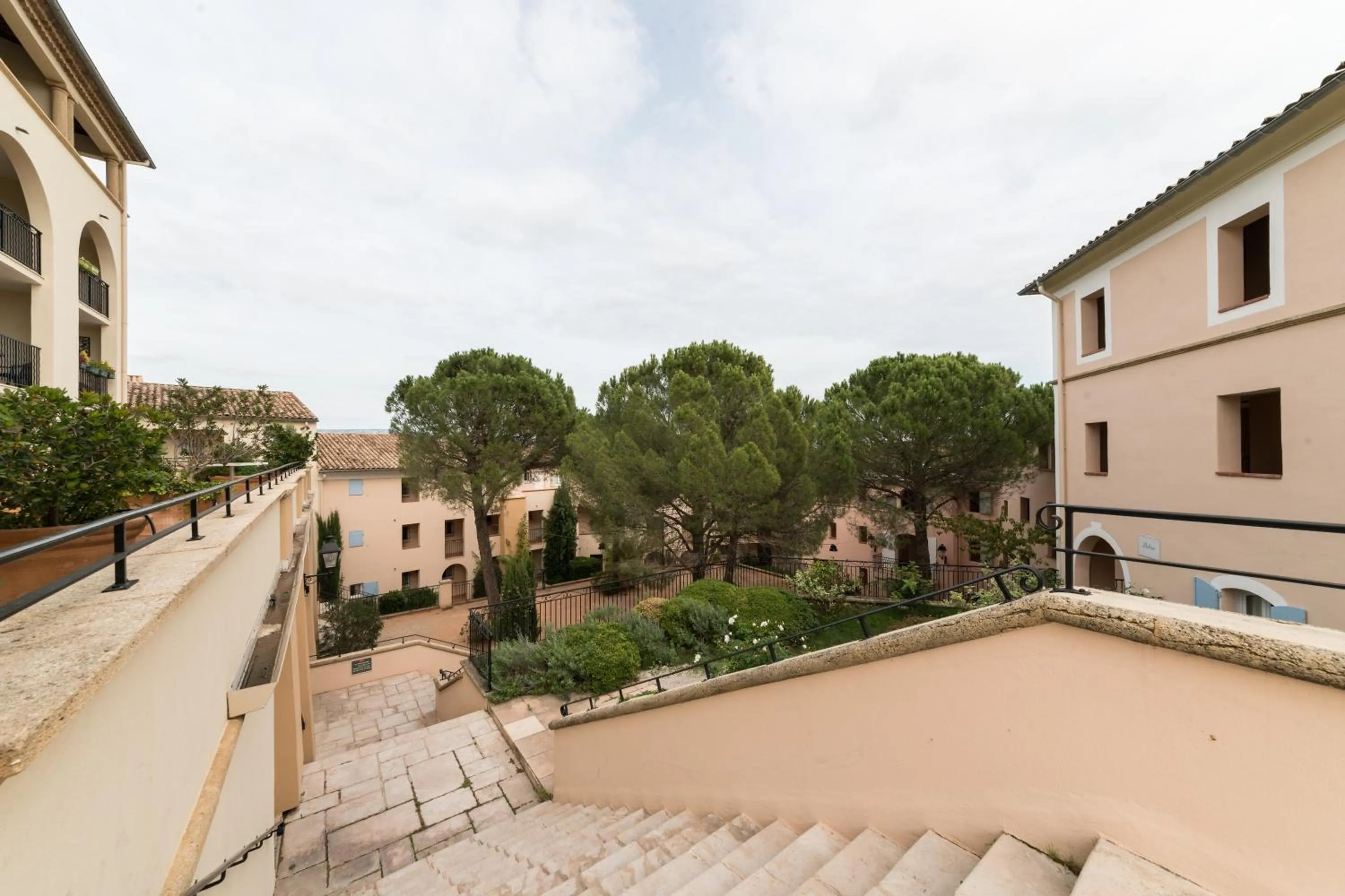 Property building in Village Pierre & Vacances Pont Royal en Provence
