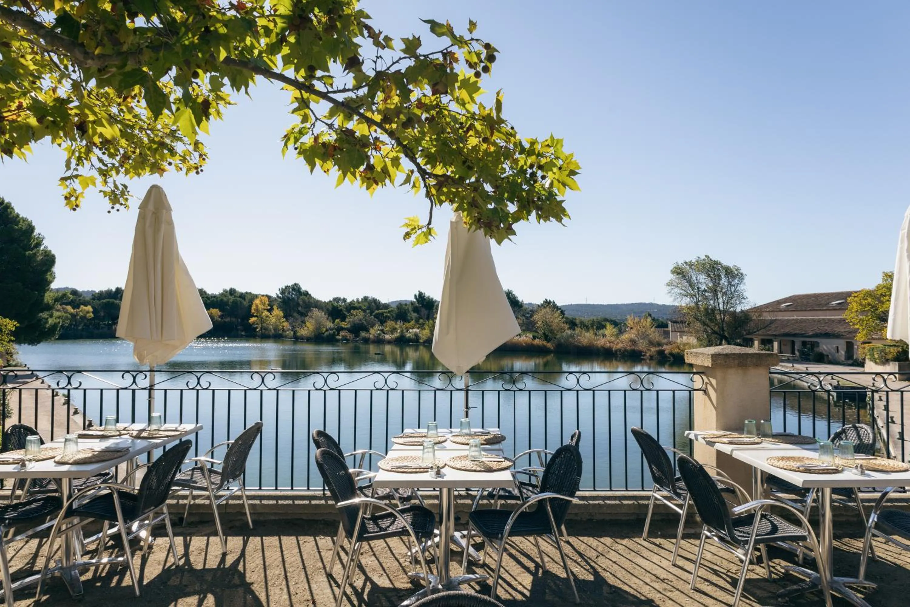 Restaurant/places to eat in Village Pierre & Vacances Pont Royal en Provence