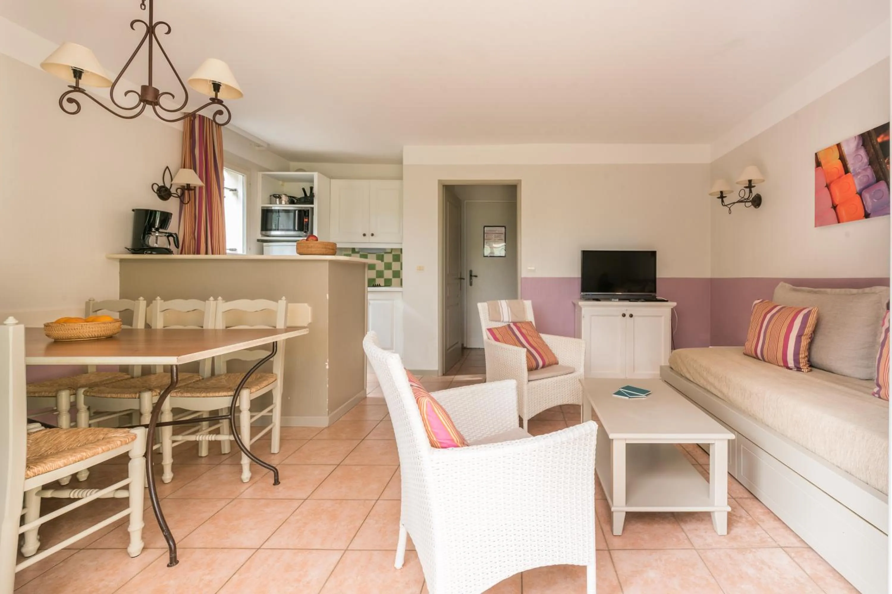 Day in Village Pierre & Vacances Pont Royal en Provence